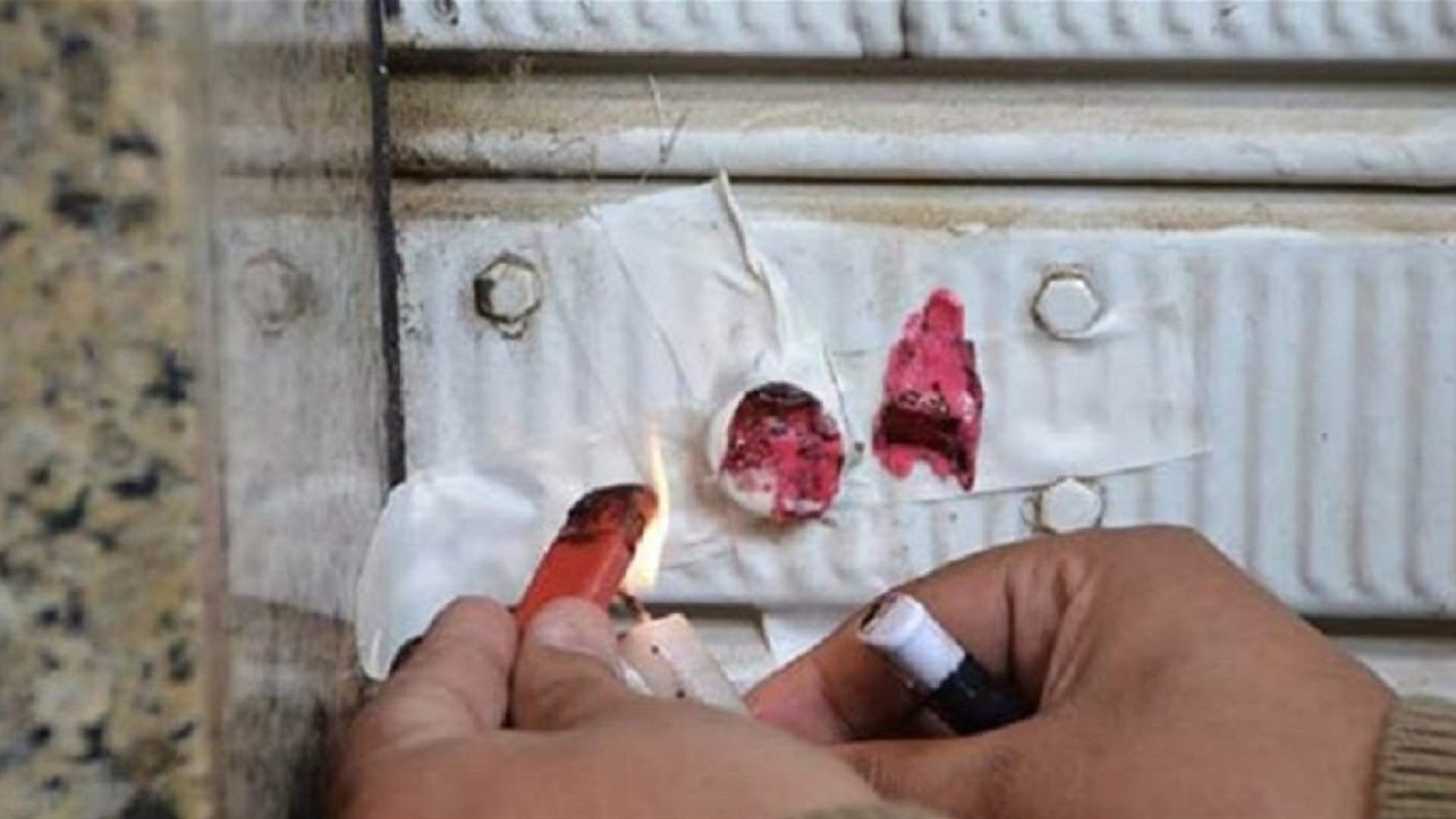 وزارة الصناعة تقفل أربعة مصانع مخالفة بالشمع الأحمر