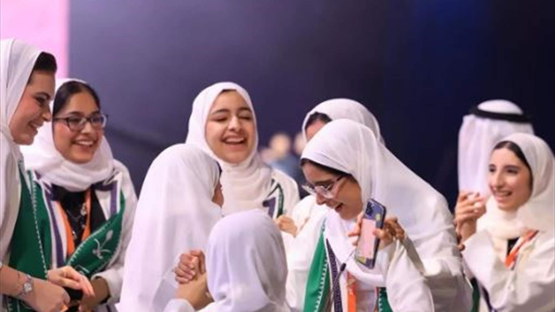 27 جائزة في آيسف 2024 من نصيب طلاب وطالبات السعودية 