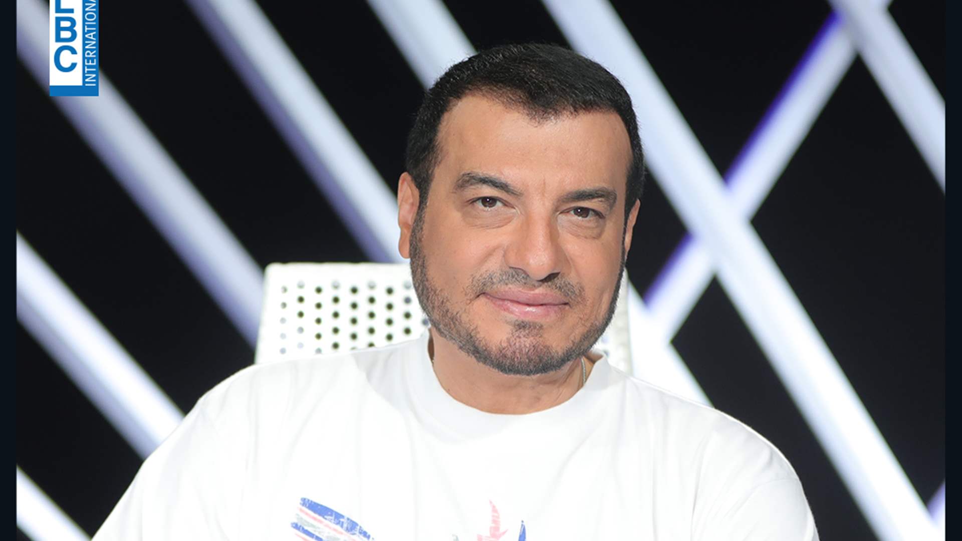 إيهاب توفيق يكشف... من هو النجم اللبناني الأكثر شهرةً بمصر؟ 