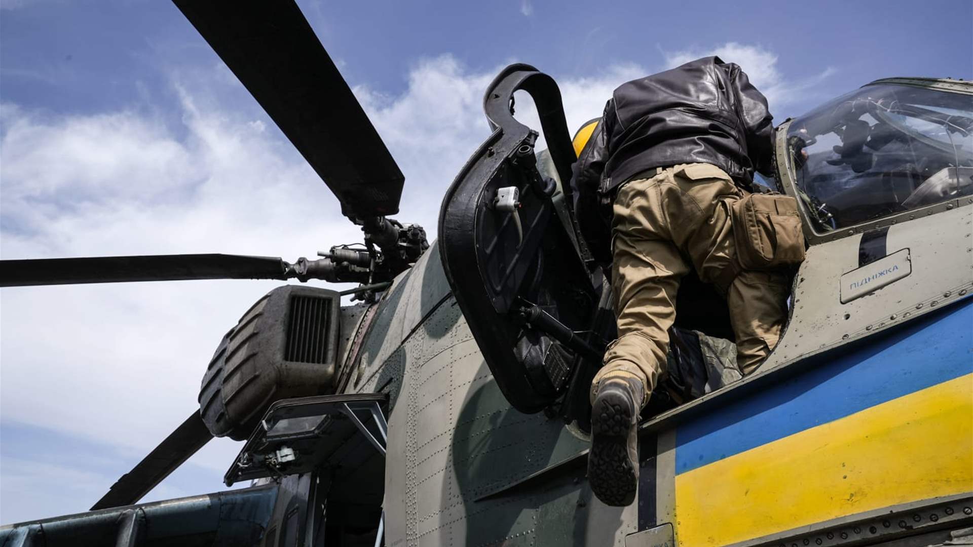 Ukrainian Air Force reports destroying 37 drones launched by Russia