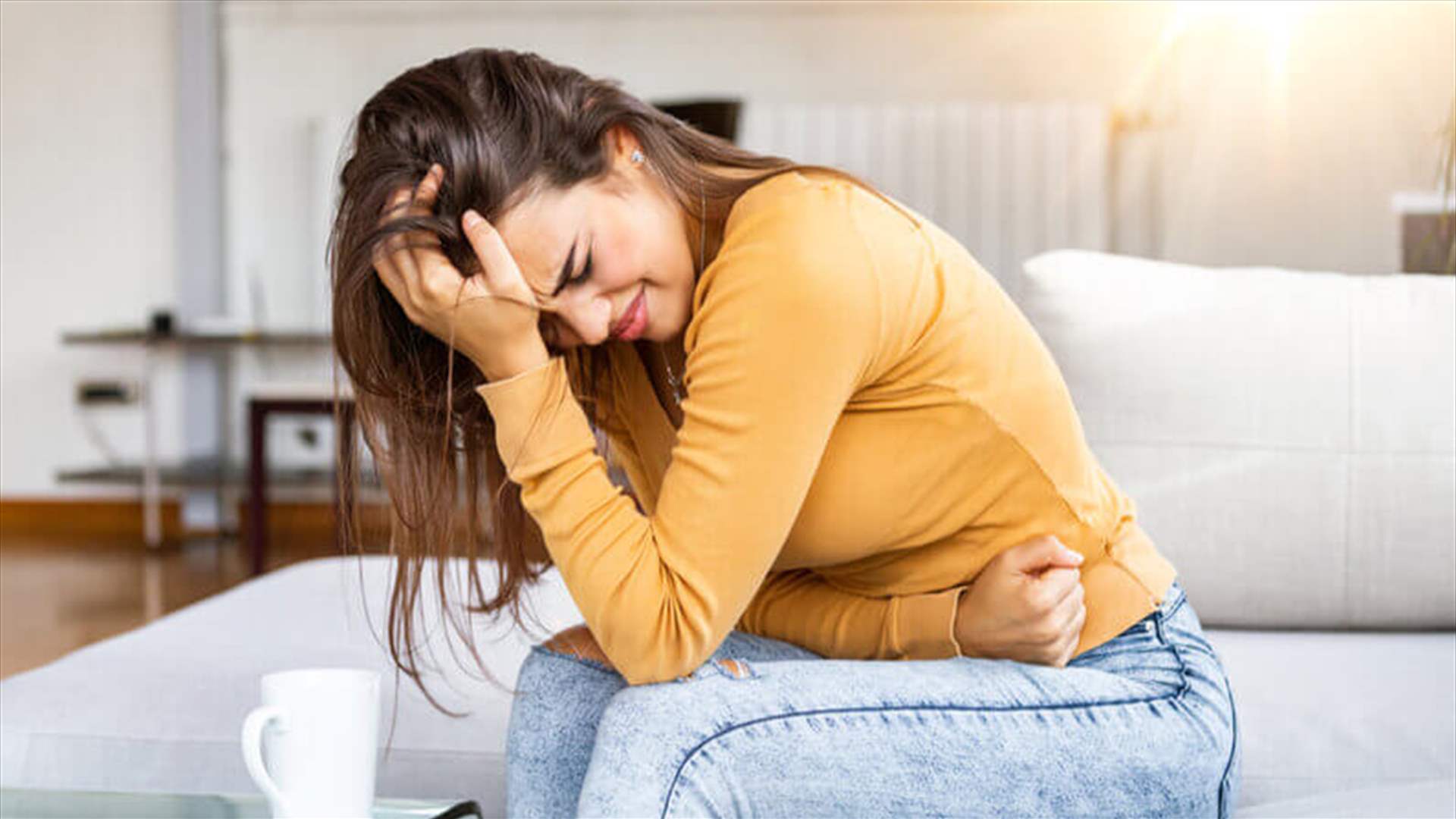 عانت من ألم شديد في المعدة... لن تصدقوا ما تبيّن مع الشابة الأميركية! (فيديو) 