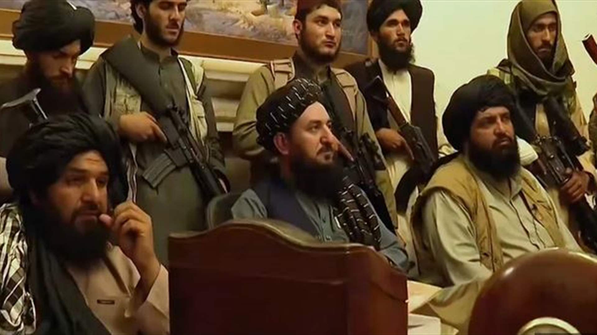 على الرغم من قيودها المتشددة... الشعر في أفغانستان مستمر كما تطلبه طالبان 
