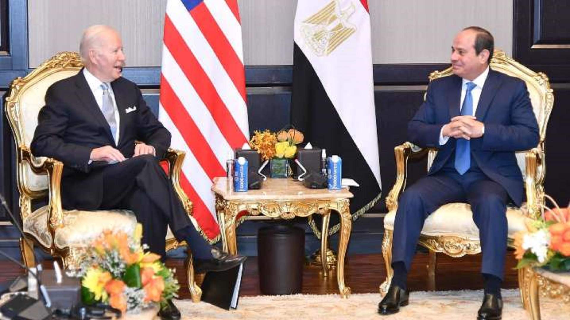 السيسي وبايدن يتفقان على إرسال مساعدات من معبر كرم أبو سالم موقتا