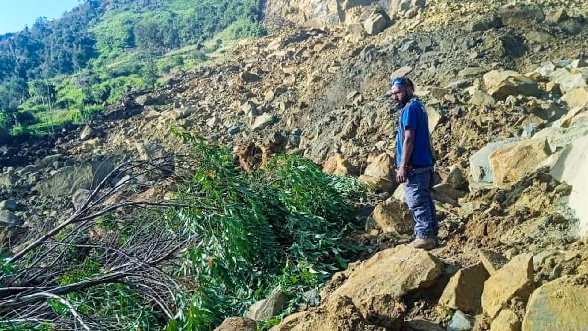 Three bodies retrieved from Papua New Guinea landslide