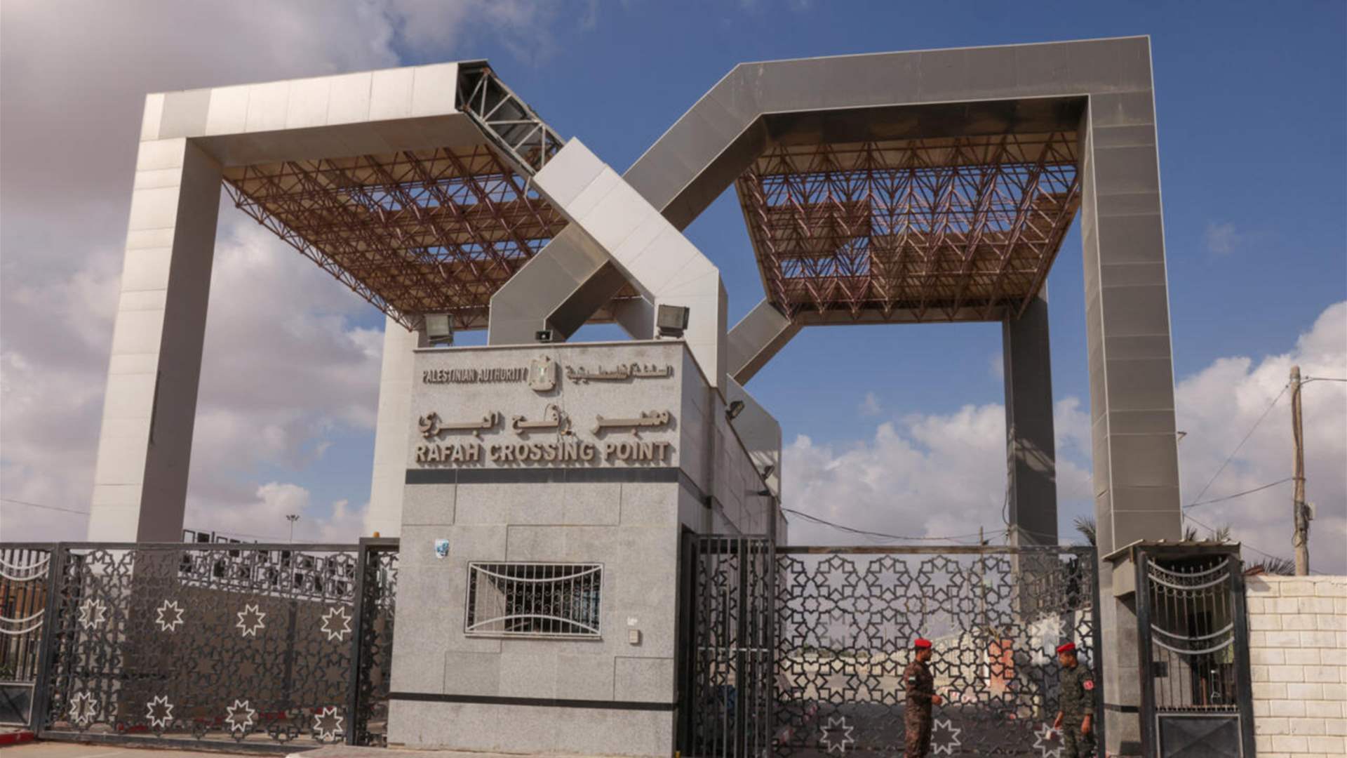 Israeli and Egyptian forces clash, soldier killed, amid reports of exchange of gunfire at Rafah crossing