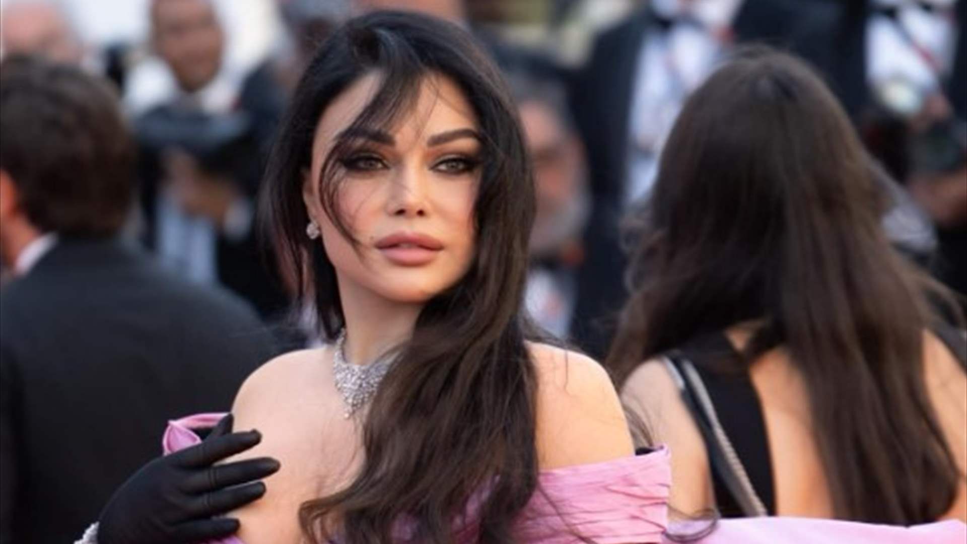 هيفاء وهبي تطلق تغريدة مدويّة بعد مجزرة رفح: يا رب فرجينا انتقامك
