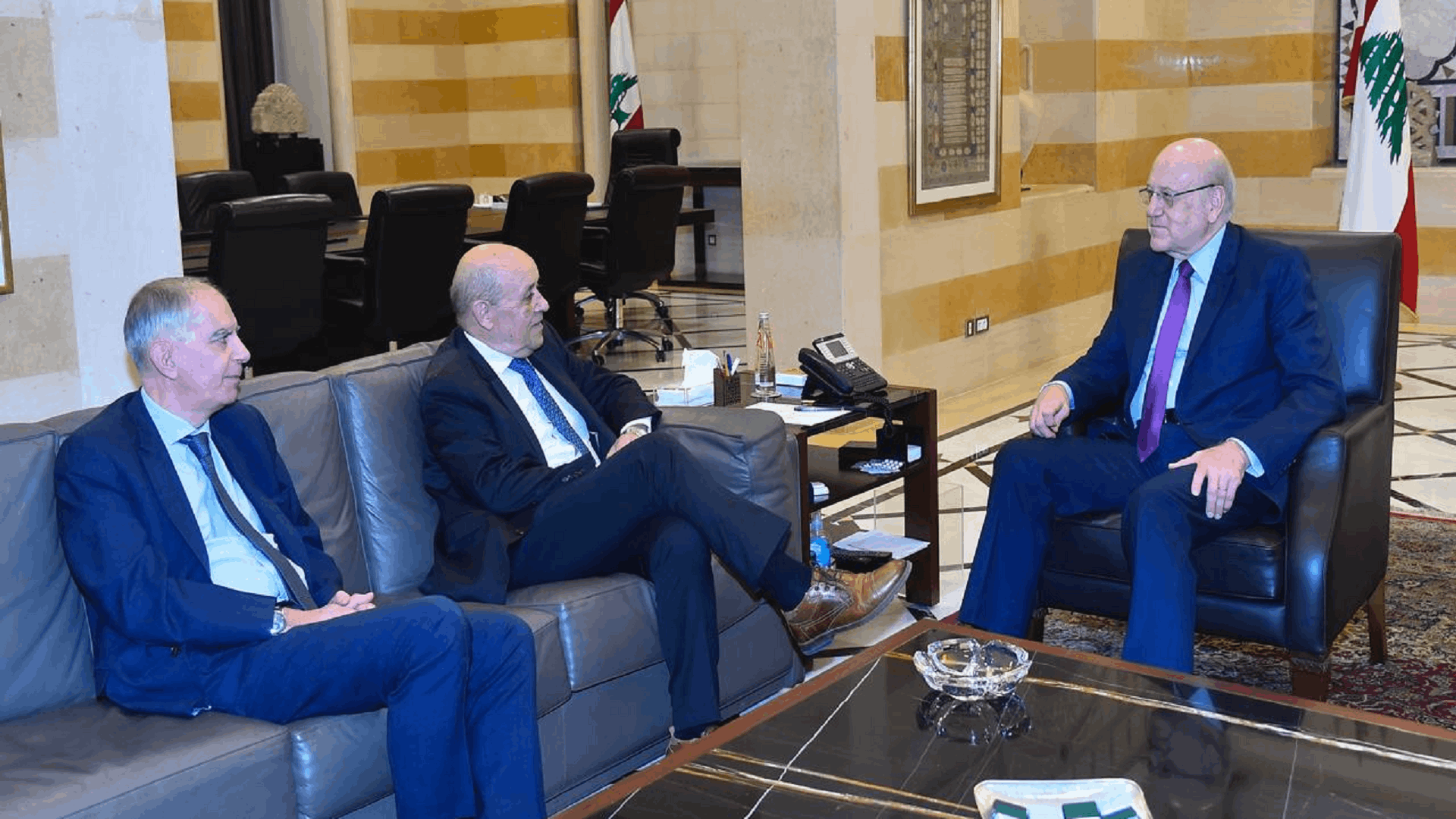 ميقاتي إستقبل لودريان... وبحث في المساعي التي تبذلها فرنسا لحل أزمة الرئاسة والجهود التي تقوم بها "الخماسية"