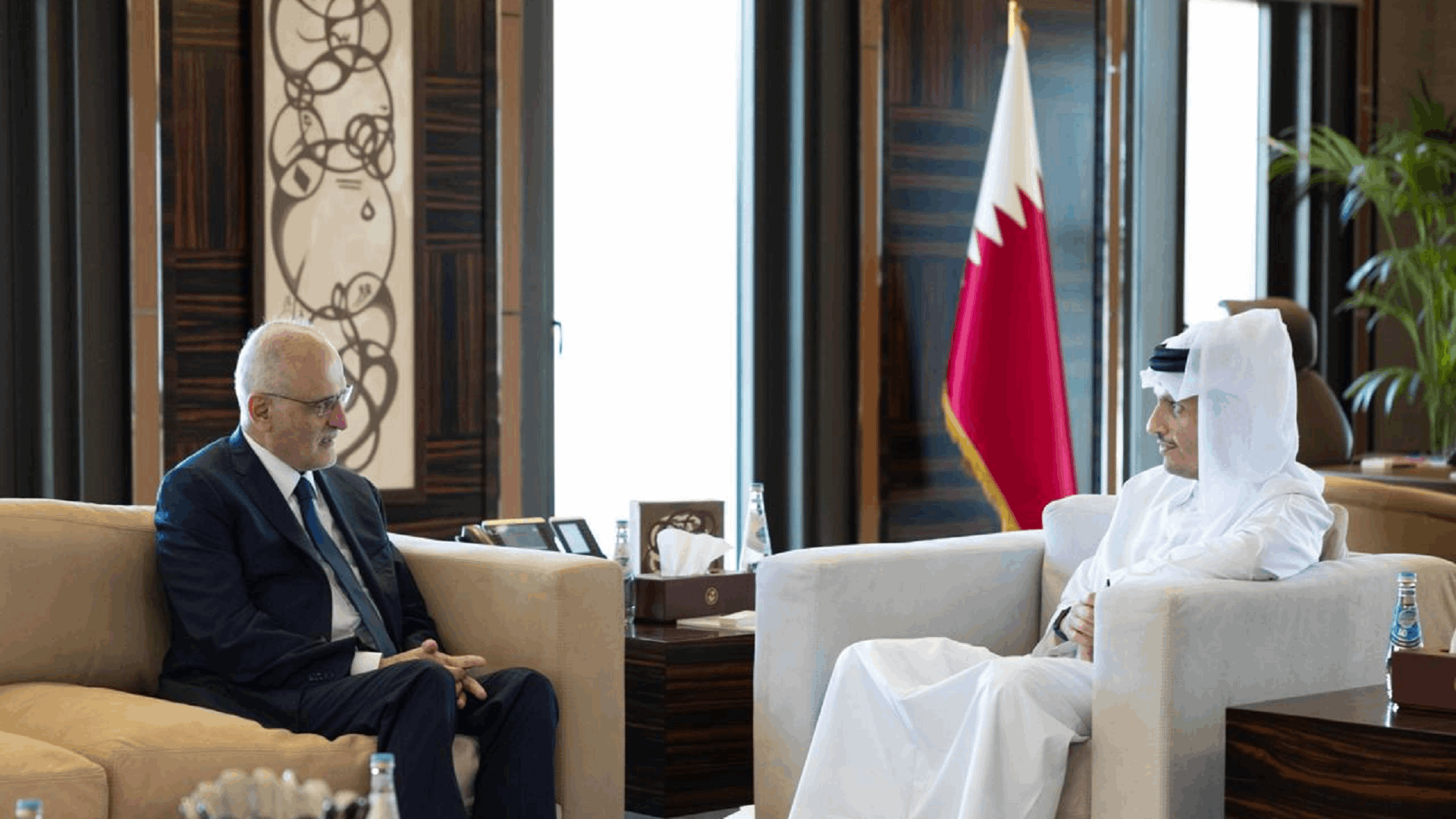 علي حسن خليل عرض في قطر مع وزير الخارجية ومسؤولين التطورات في لبنان والمنطقة