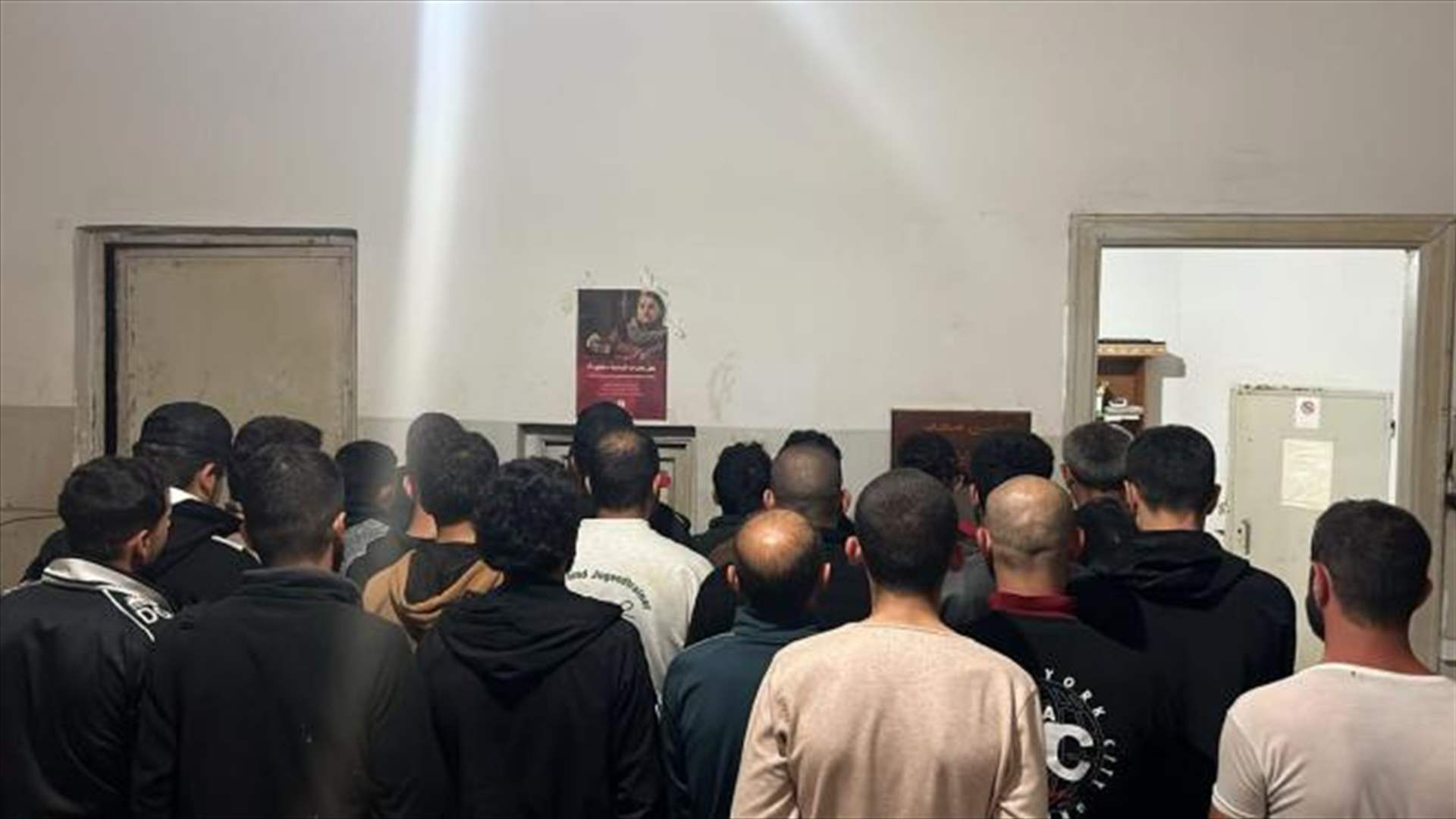 حاولوا تهريب 20 شخصًا عبر مراكب الموت وشعبة المعلومات تلقي القبض عليهم
