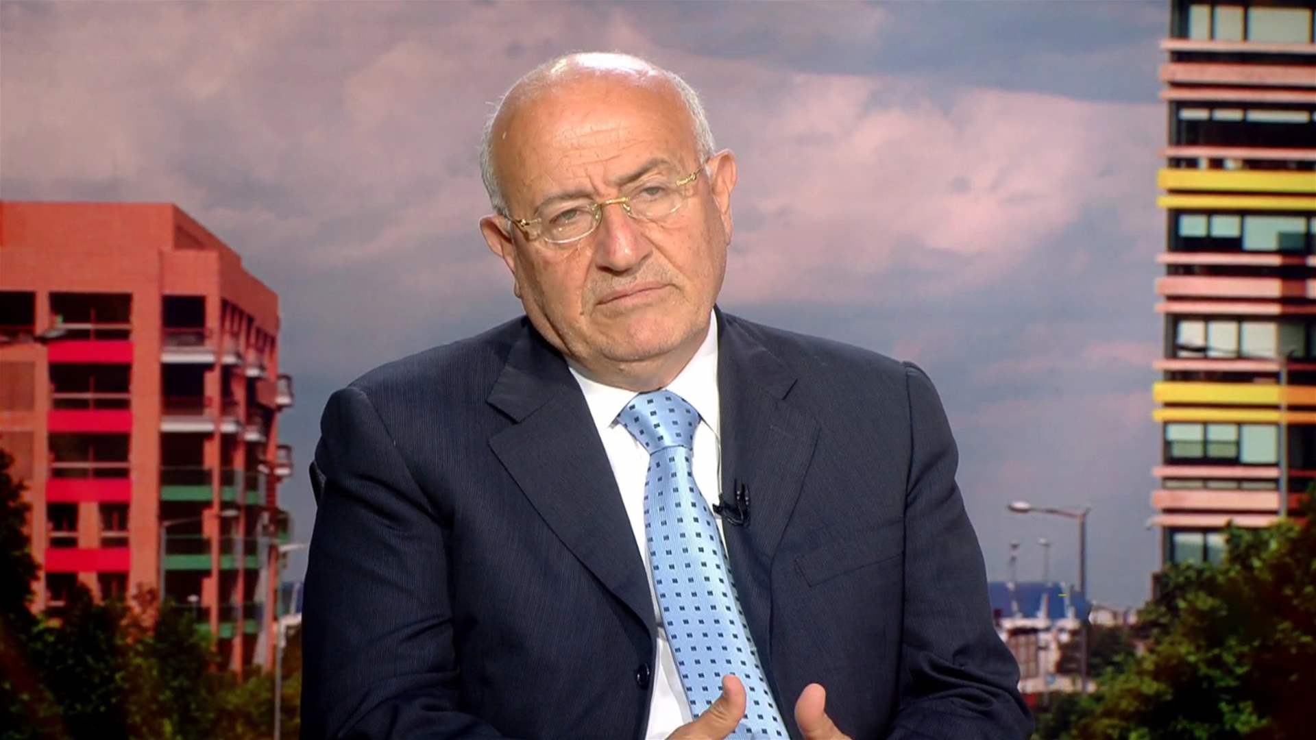 Ghazi Aridi to LBCI: French Envoy seeks Joumblatt&#39;s help in presidential consultations