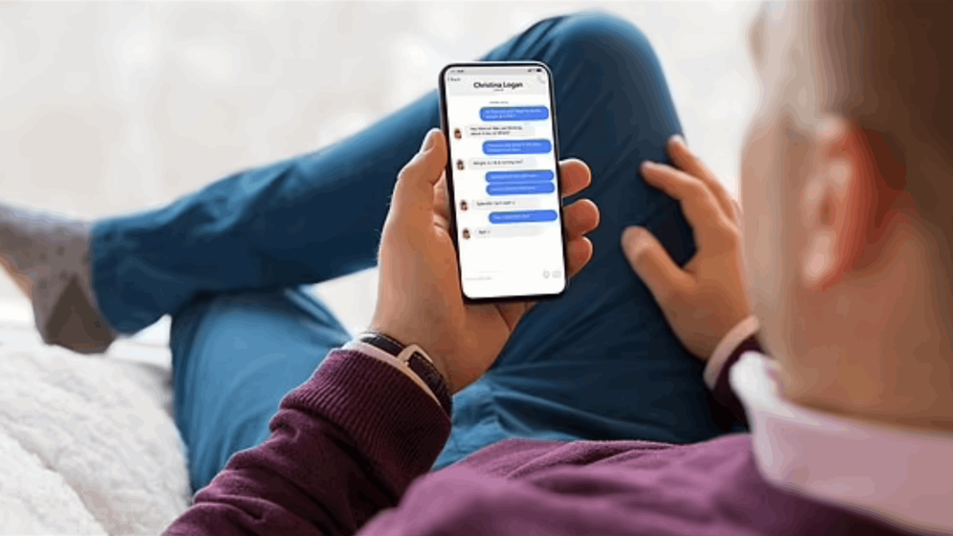 طلقته زوجته بعد 20 سنة من الزواج فقرر أن يقاضي شركة آبل... إليكم القصة الغريبة!