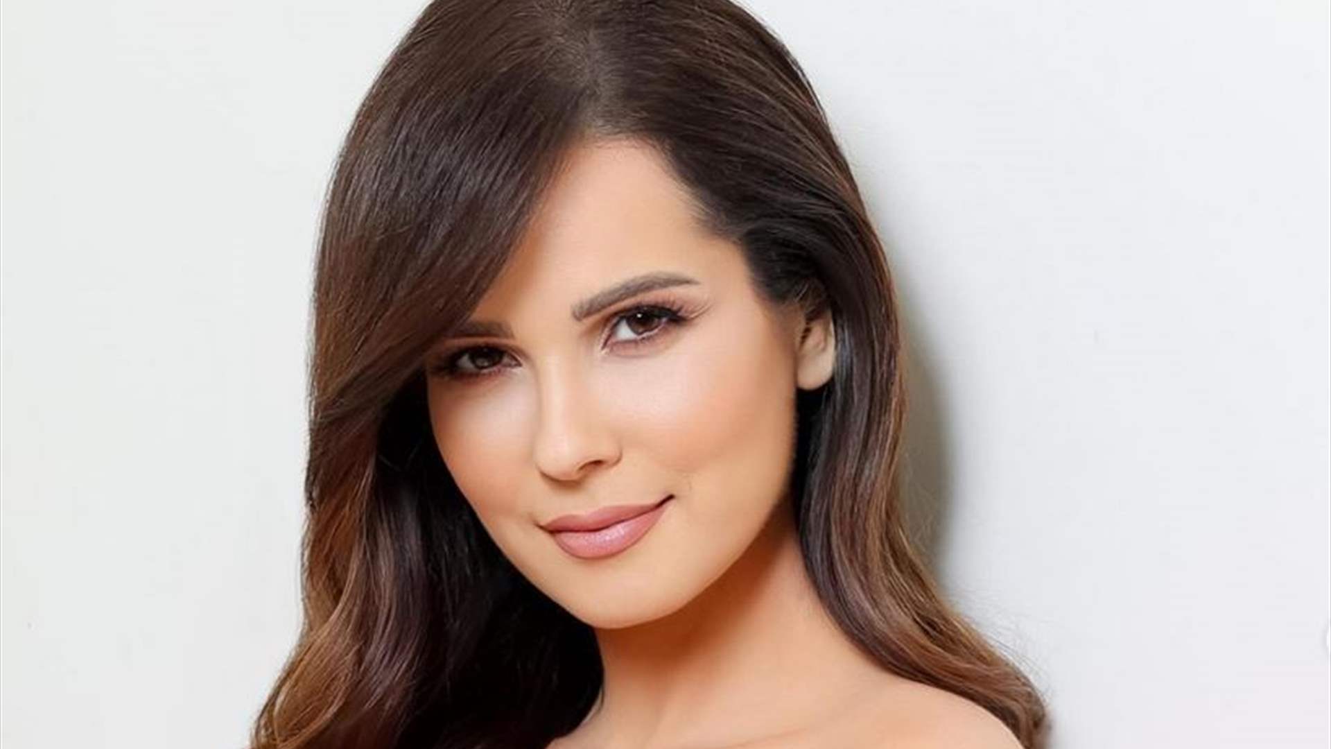 صور عائلية مميزة... الإعلامية نيكول الحجل بانتظار الفرحة الثانية (صور)