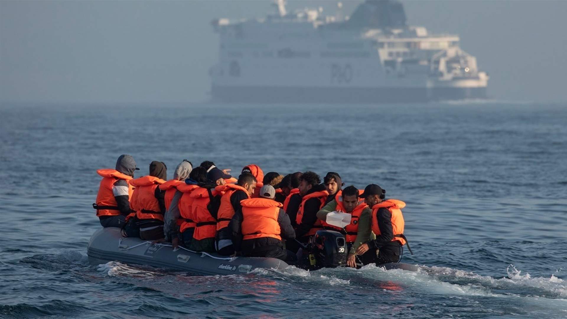 خطة ترحيل المهاجرين من المملكة المتحدة إلى رواندا "قذرة"