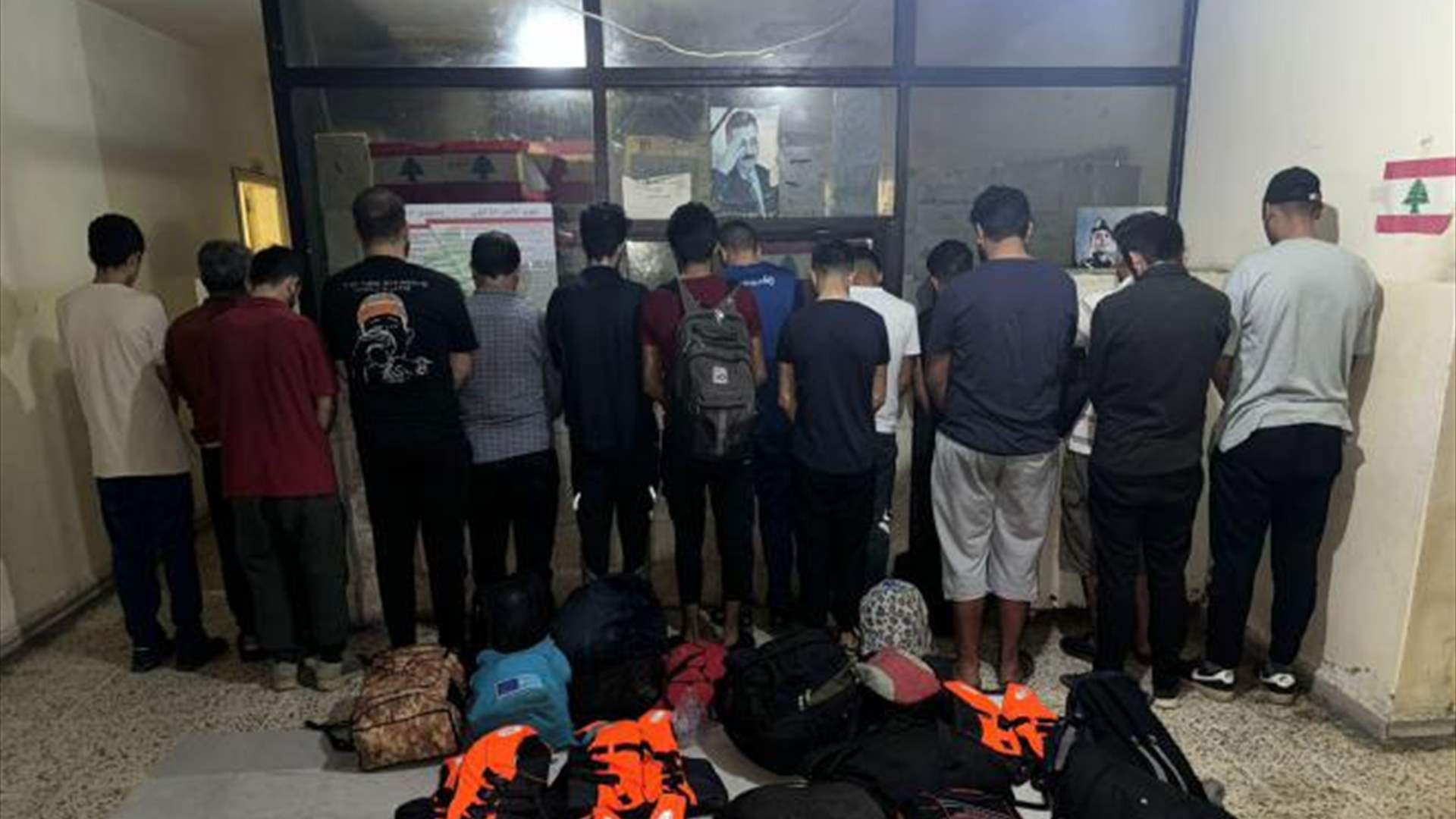 حاولوا الفرار إلى الخارج عبر مراكب الموت... وشعبة المعلومات تمنعهم وتلقي القبض عليهم