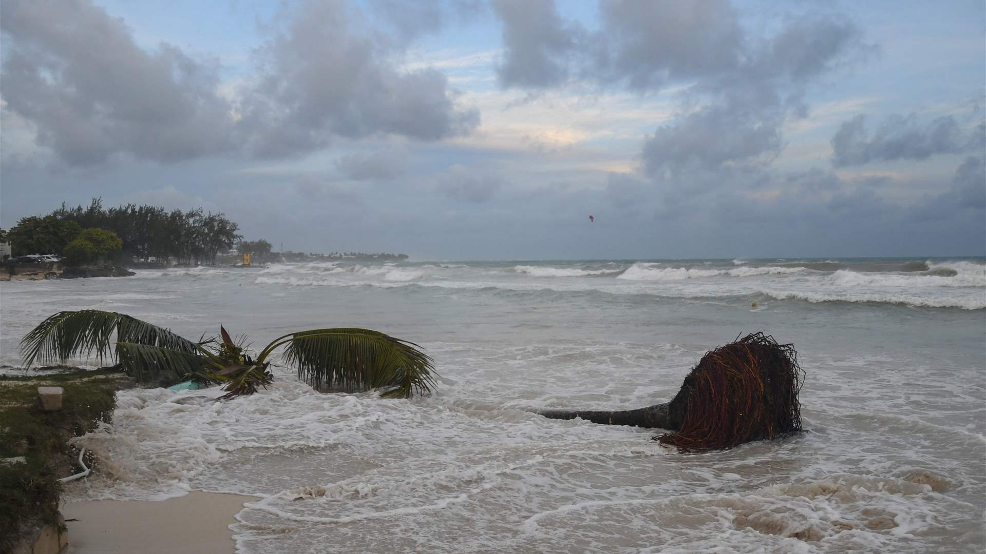 Beryl now &#39;potentially catastrophic&#39; Category 5 hurricane: US tracker
