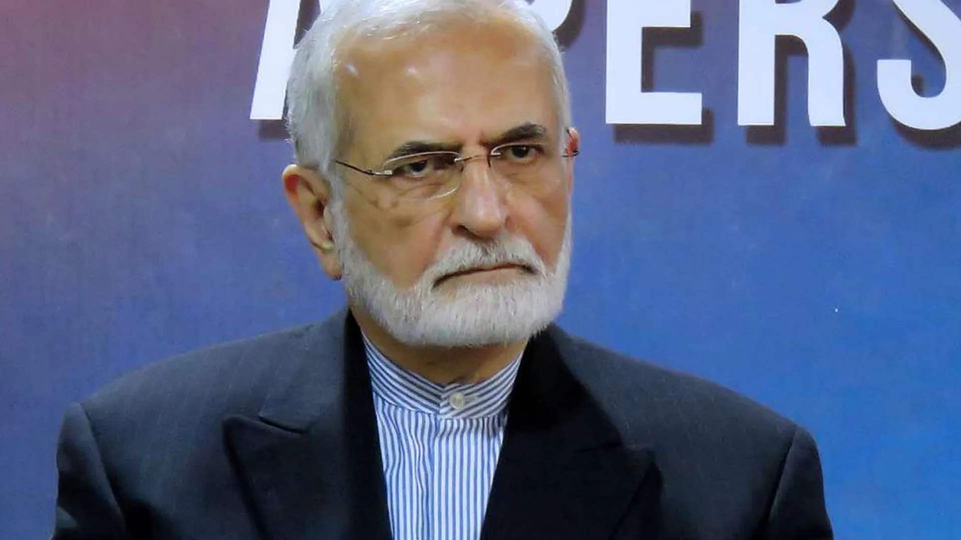 مستشار خامنئي: أي هجوم إسرائيلي شامل على حزب الله قد يؤدي إلى حرب إقليمية 