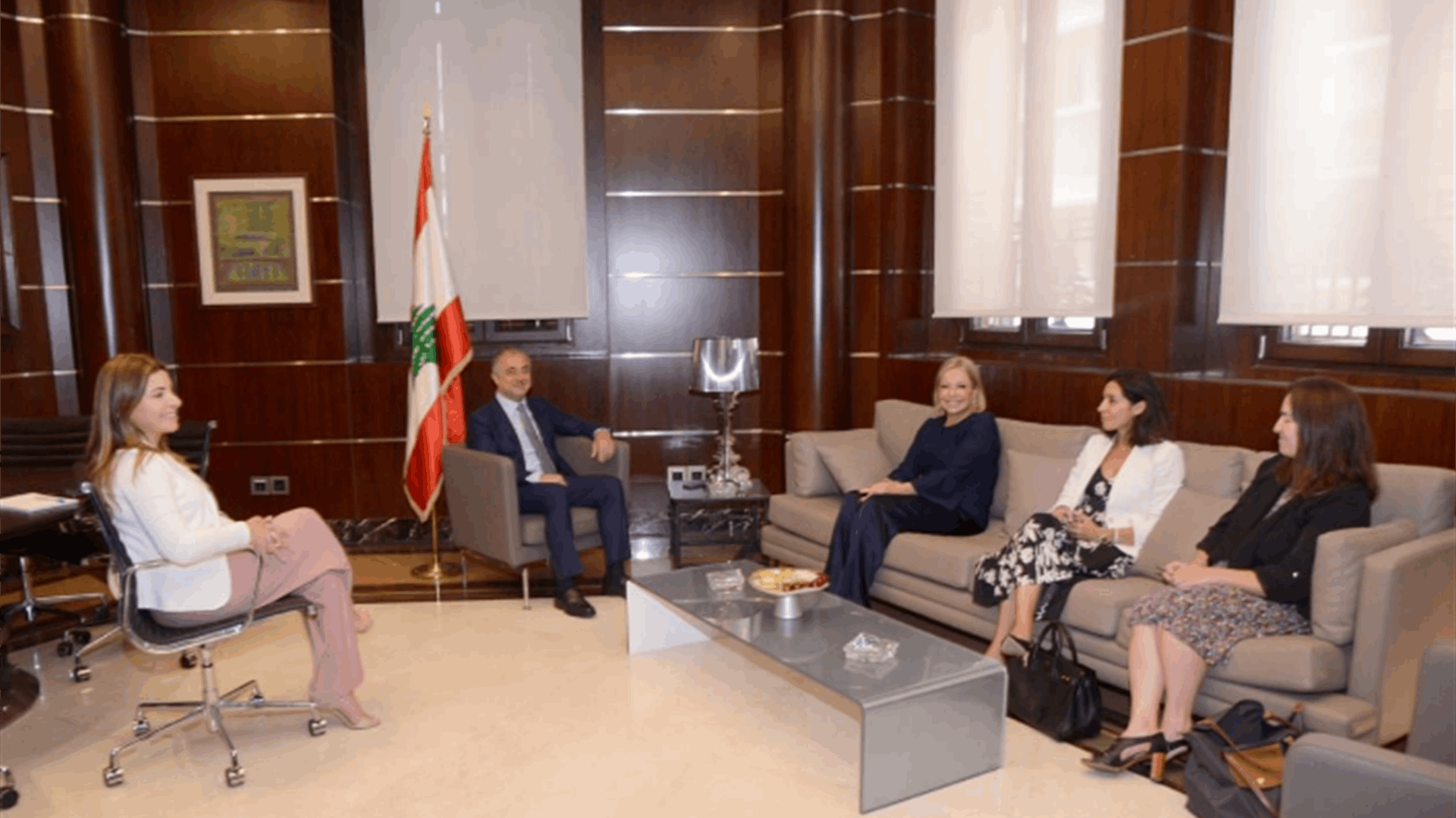 بو صعب حمل بلاسخارت رسالة الى الأمم المتحدة لايجاد حل سريع لقضية النازحين السوريين