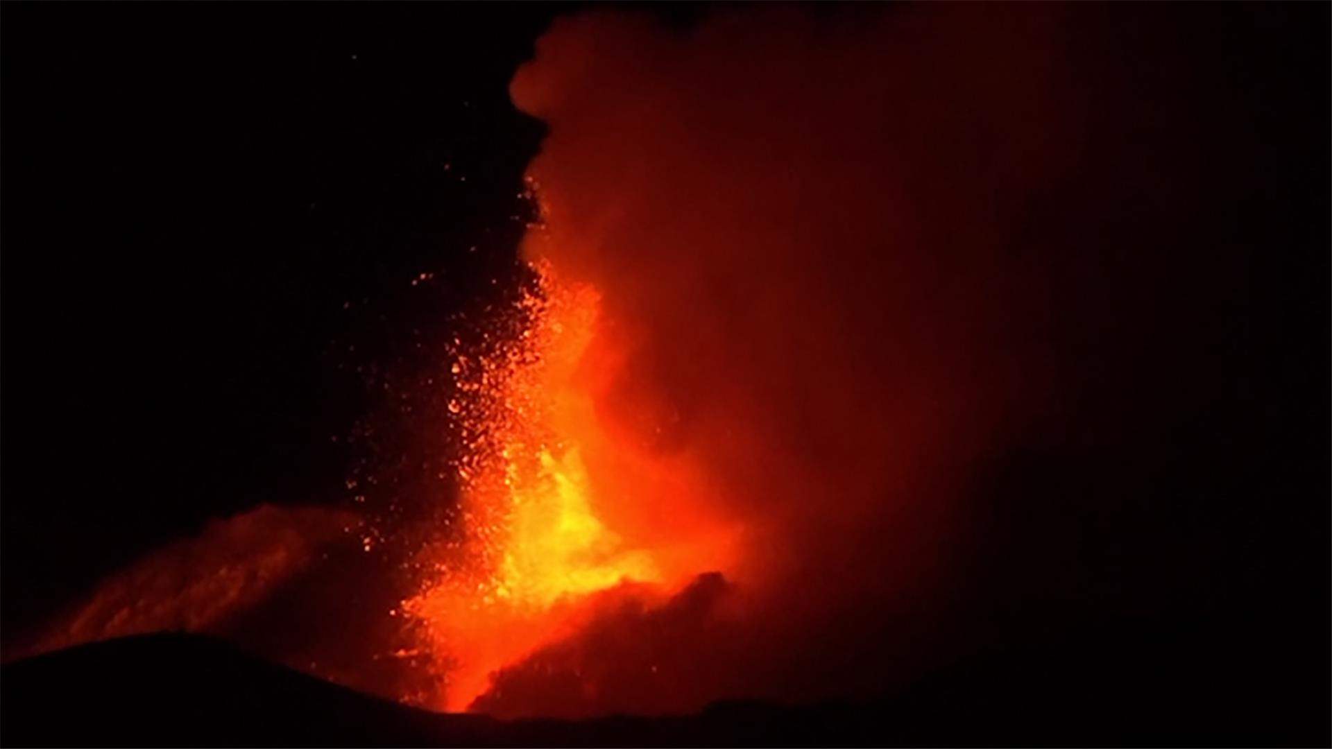 Italy's Etna and Stromboli volcanoes erupt, Catania Airport closed