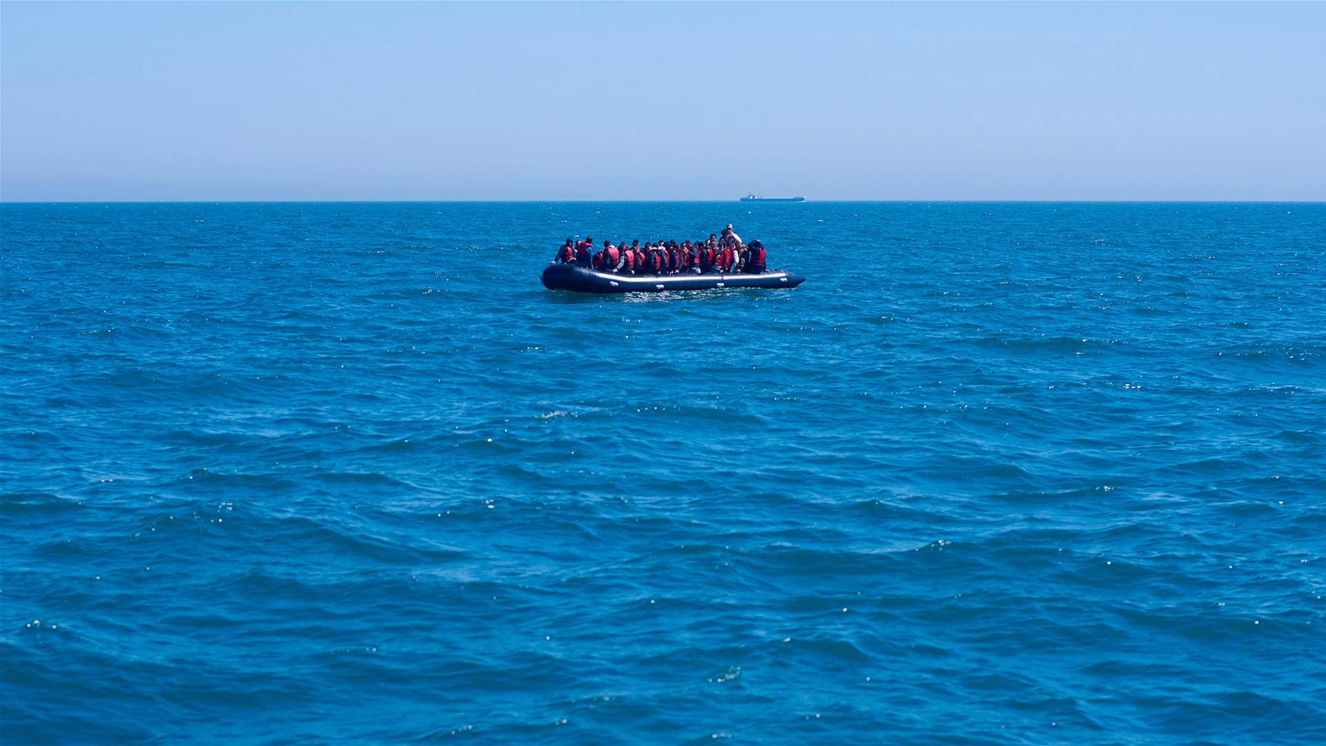 France says four migrants drowned trying to cross Channel