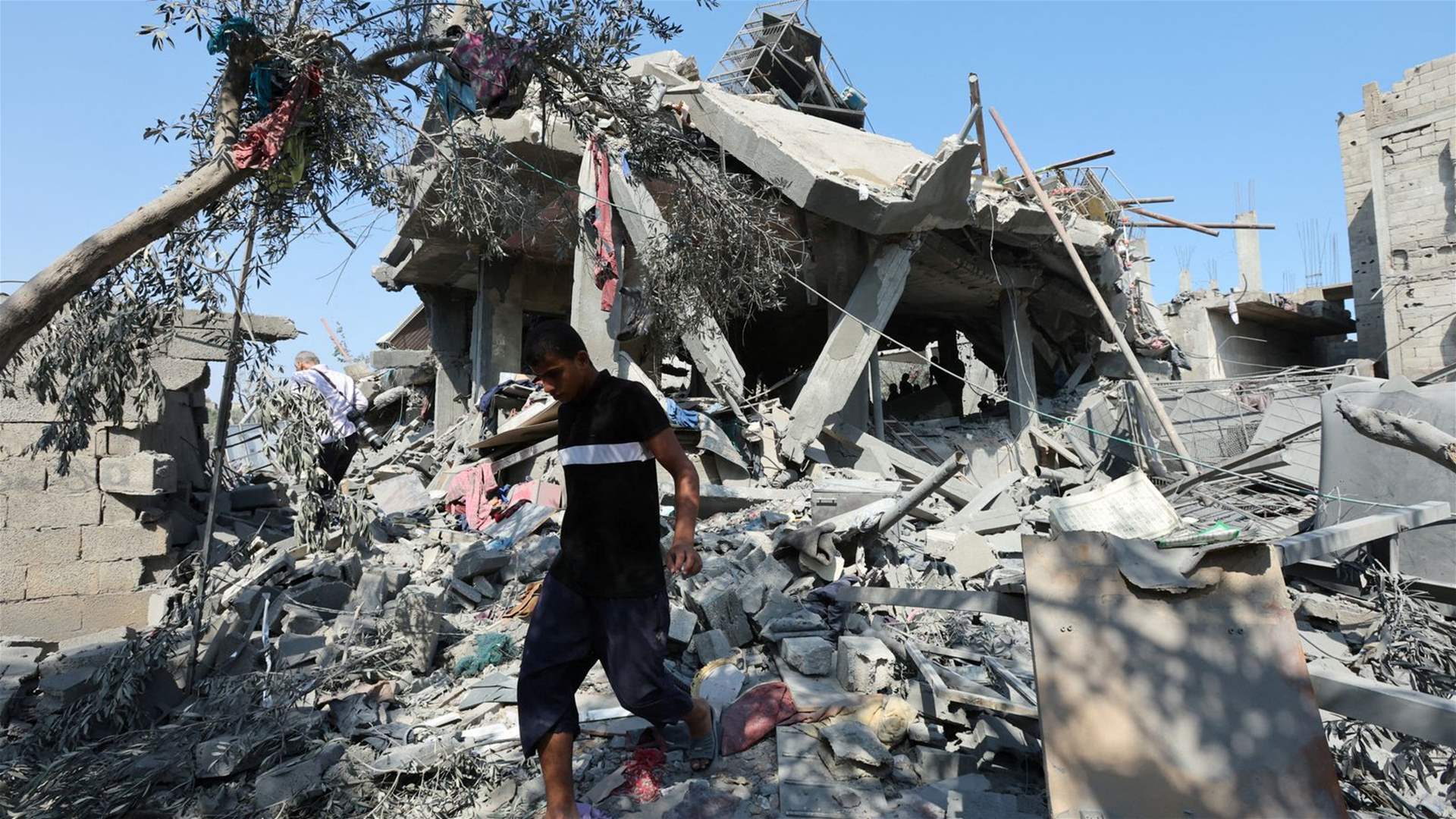 Netanyahu and Gallant: Navigating Internal and External Conflicts in Israel&#39;s Strategy