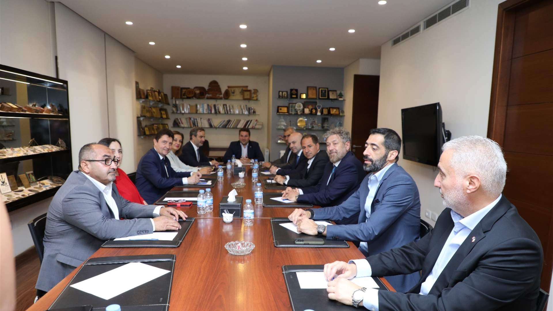 French Senator Cadic returns to Lebanon, calls for de-escalation amid Hezbollah-Israel tensions