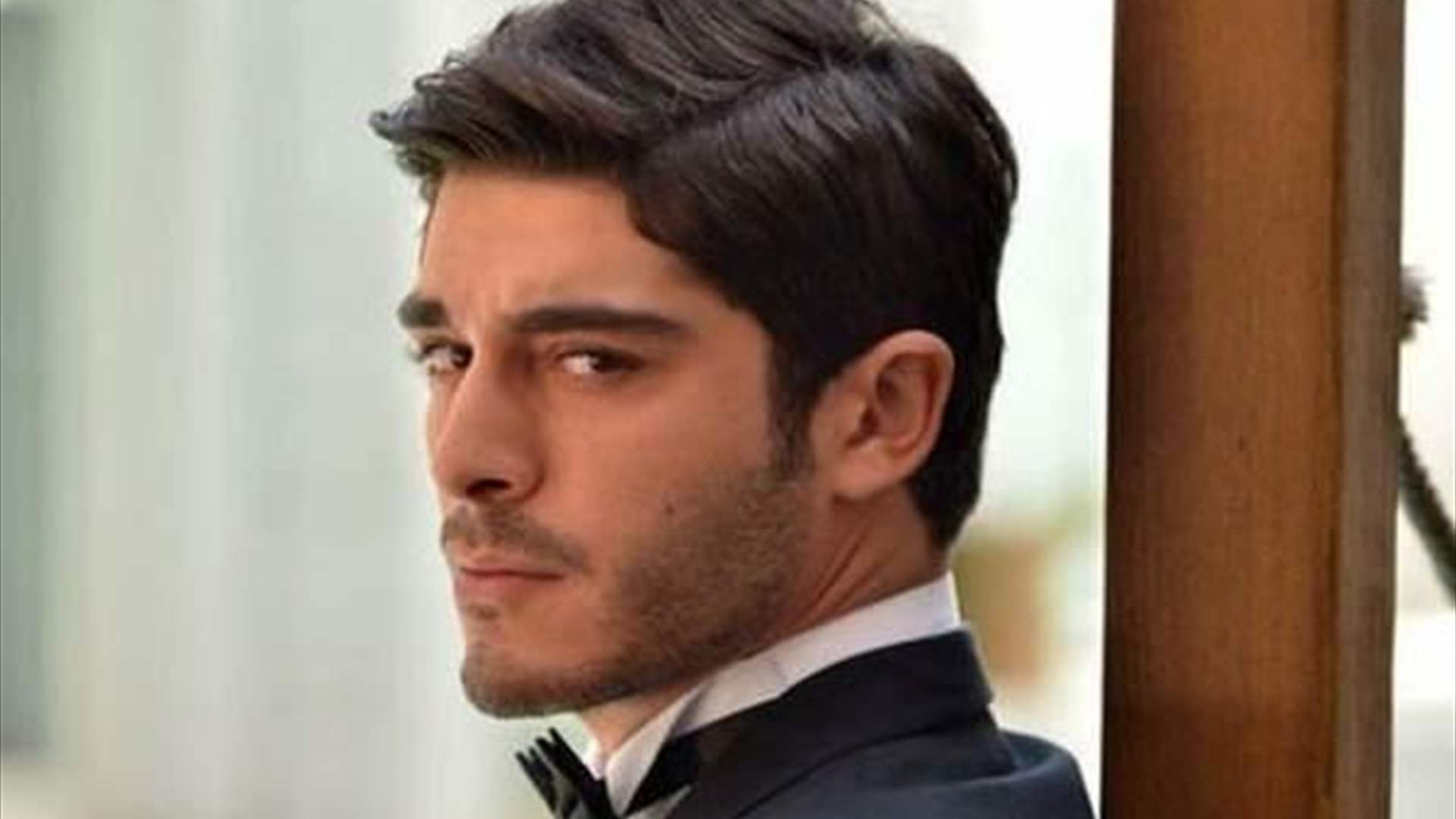 &quot;مقتبس عن عمل بريطاني شهير&quot;... فيلم تركي جديد يجمع بوراك دينيز بهذه الممثلة!