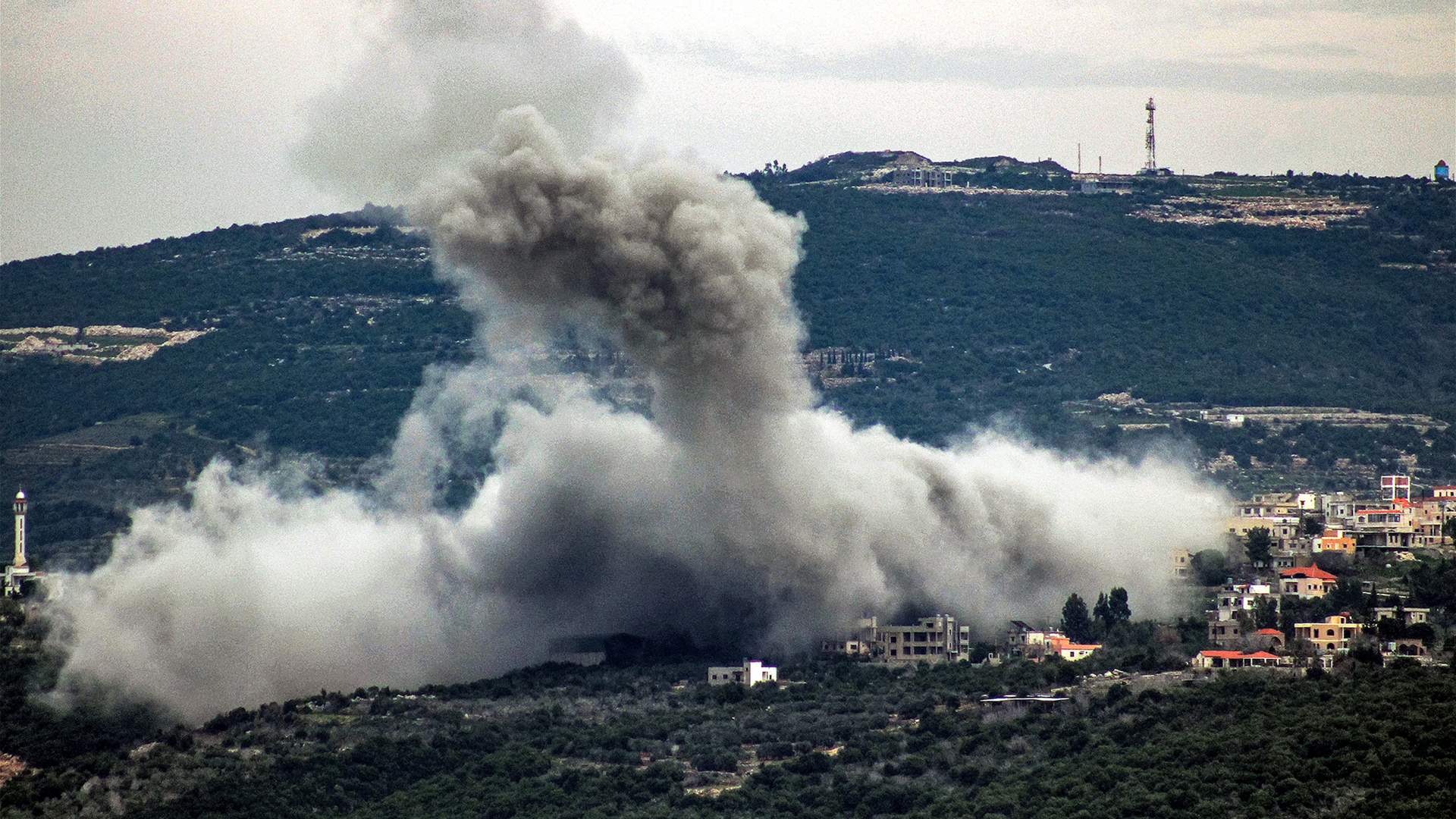 Israeli attack on Lebanese Army outpost injures two soldiers