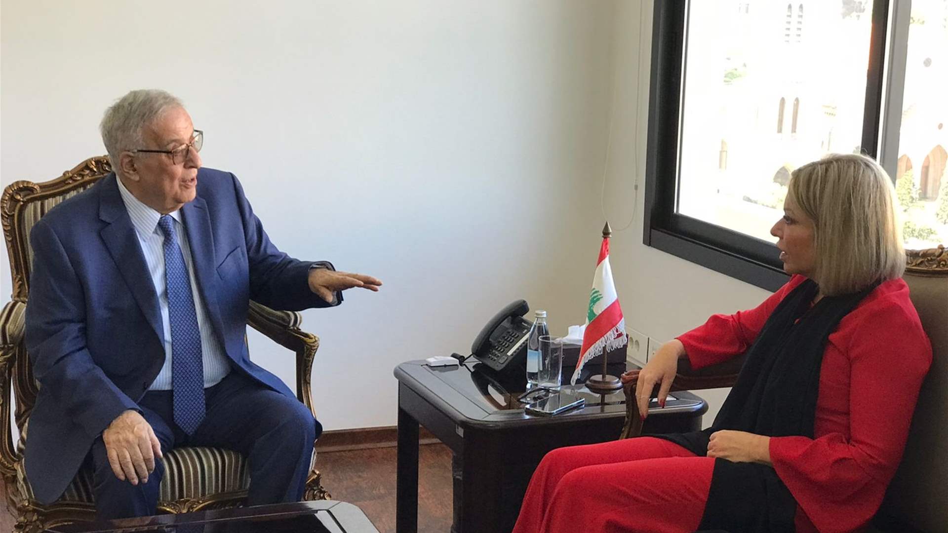 بو حبيب بحث مع بلاسخارت في تجديد ولاية "اليونيفيل"