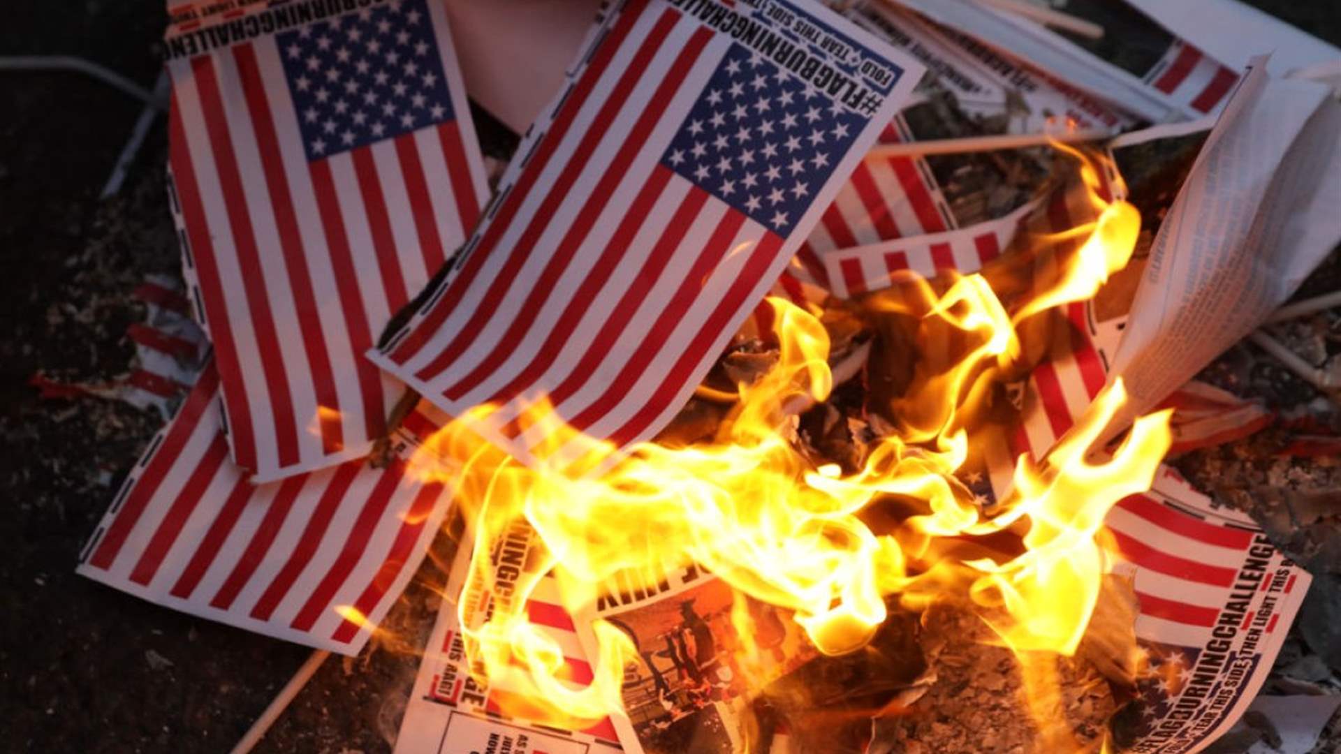 Harris blasts &#39;despicable&#39; burning of US flag at anti-Netanyahu protest