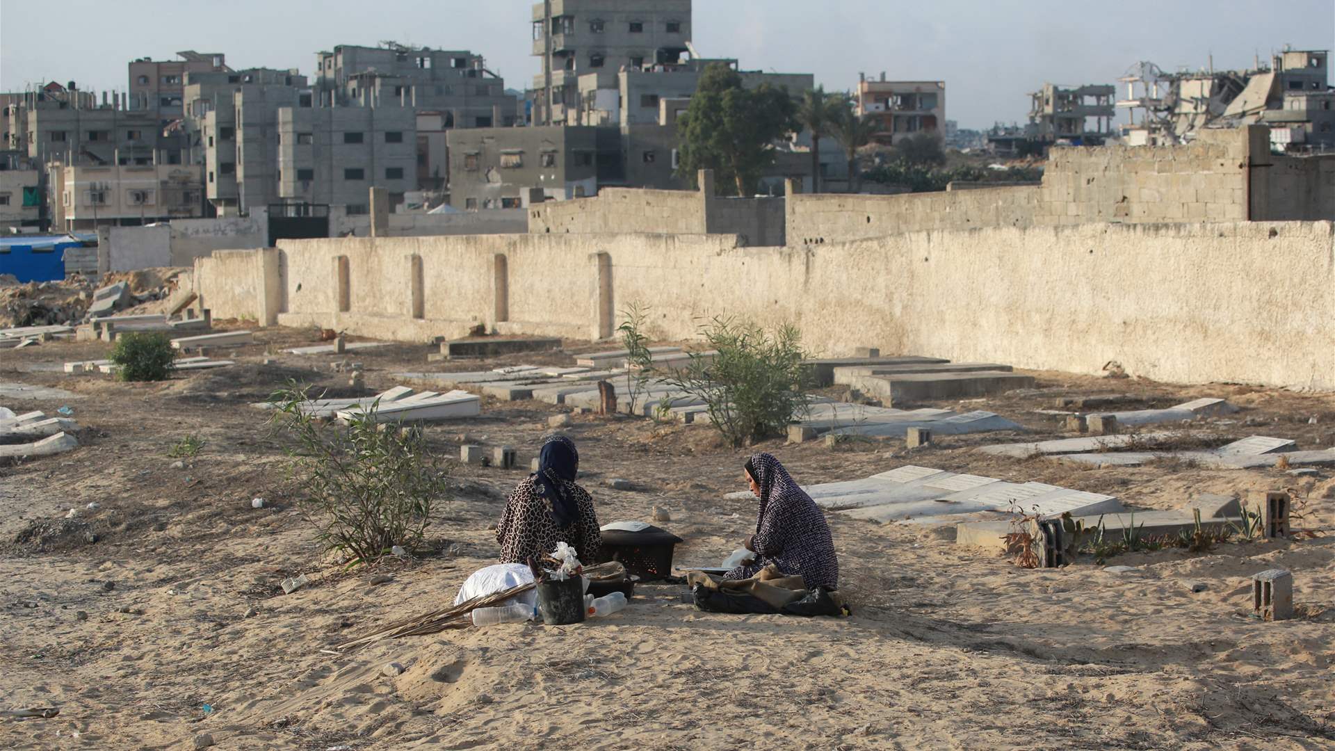 Israel tells Gazans to temporarily evacuate southern Khan Younis areas