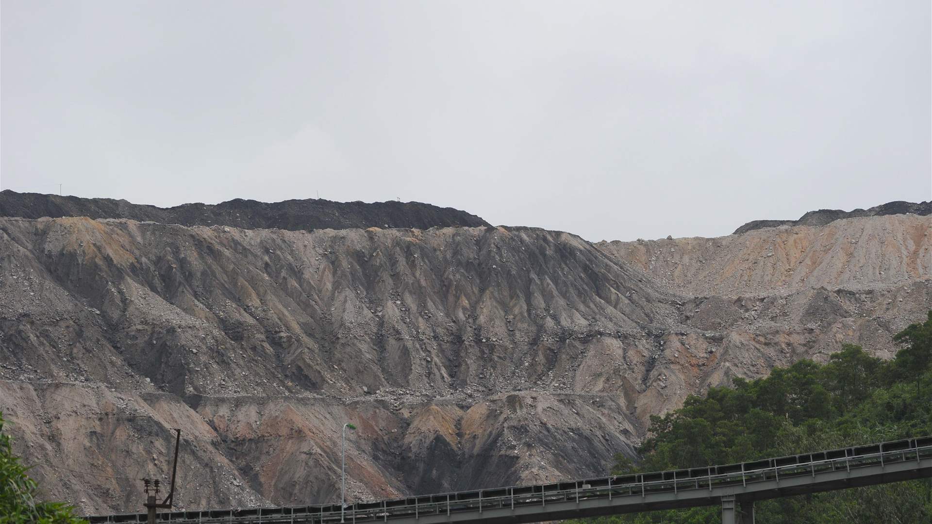 Coal mine collapse in northern Vietnam results in five fatalities