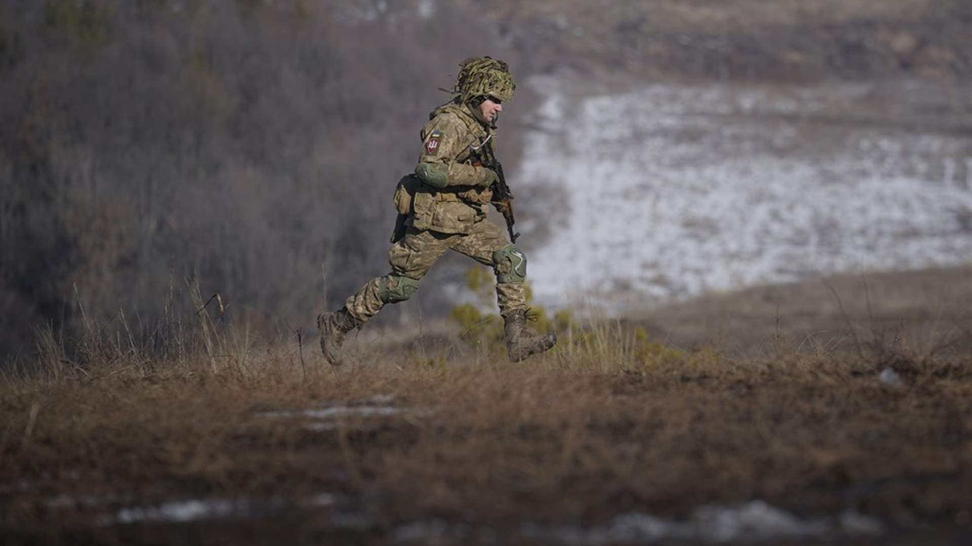 Ukrainian troops hold 1,000 square kilometers of Russia: Military chief says 