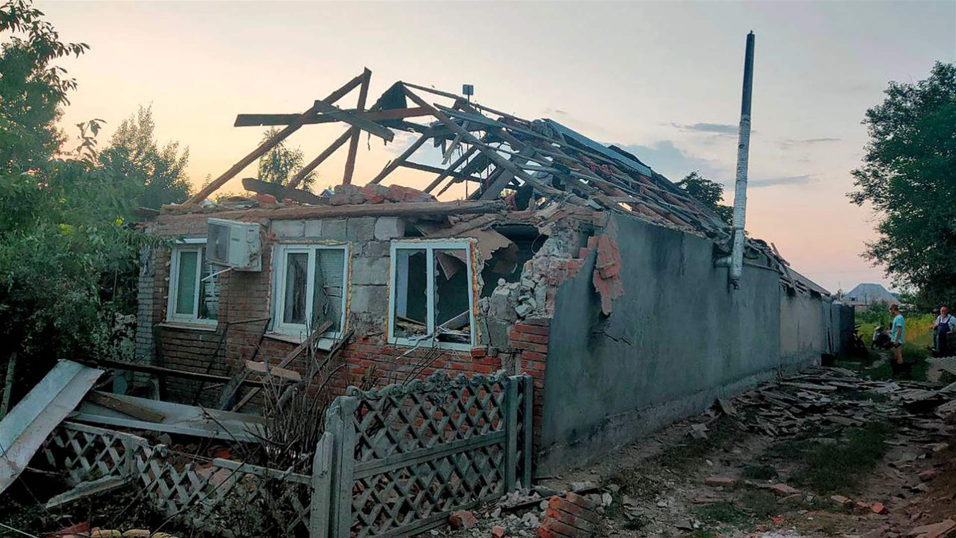 Russia to evacuate, close access to 5 Ukraine border villages