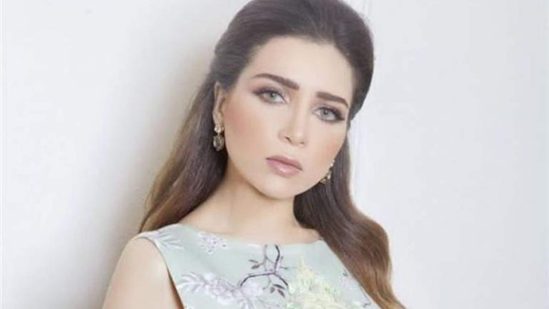 &quot;عندي غصة في قلبي بحاول أتجاهلها ولكن&quot;.... مي عز الدين تثير قلق زملائها ومتابعيها وهذا ما كشفته!