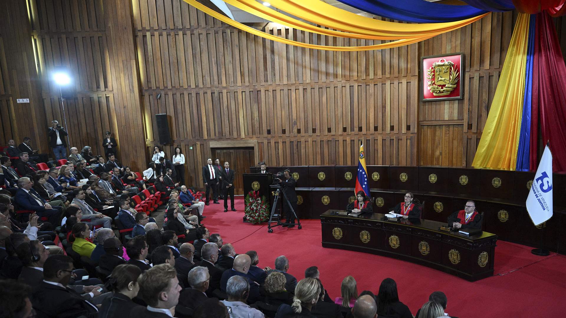 Maduro hails Venezuela Supreme Court&#39;s validation of his reelection