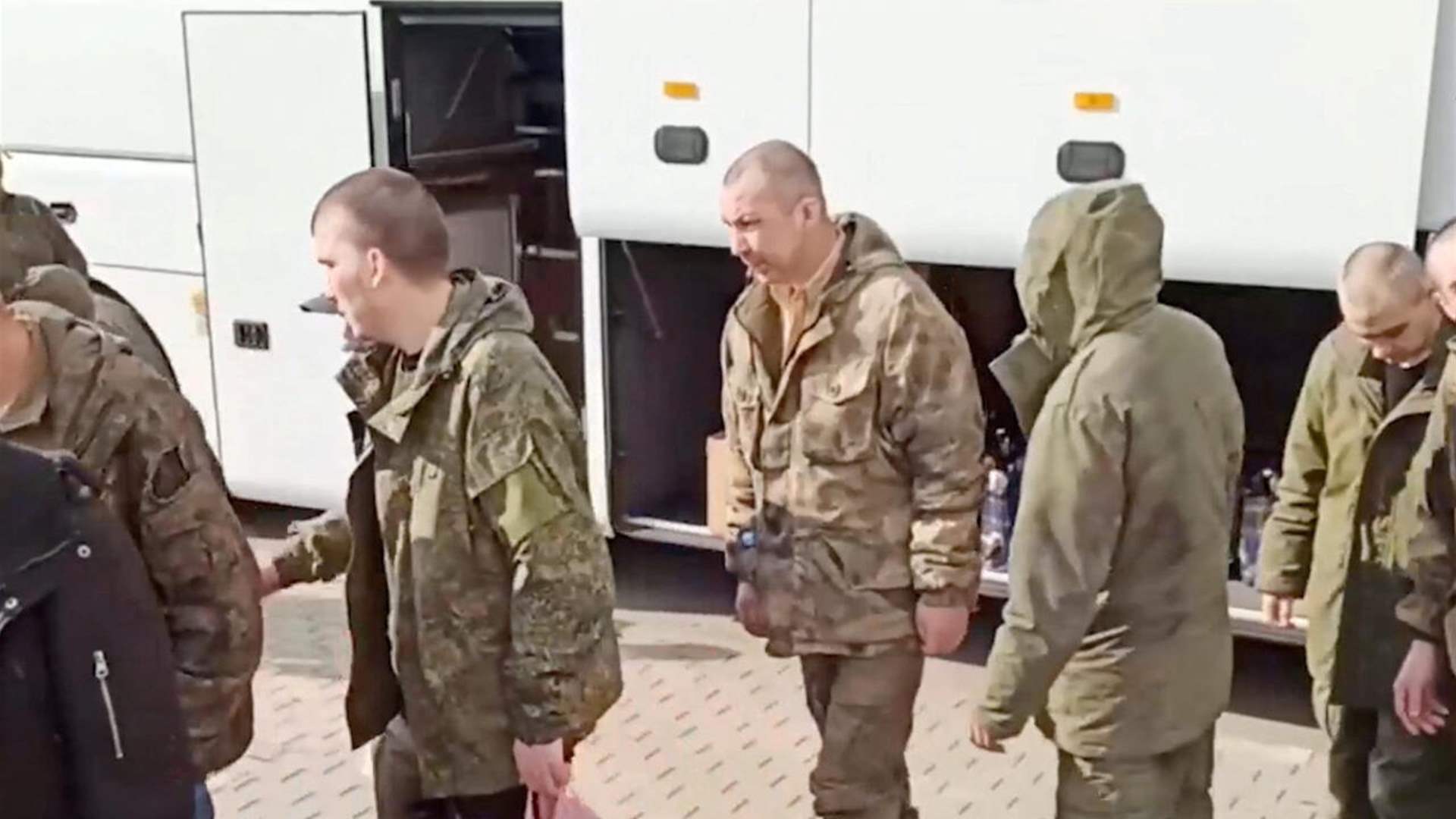 عملية تبادل أسرى بين روسيا وأوكرانيا تشمل 115 شخصا