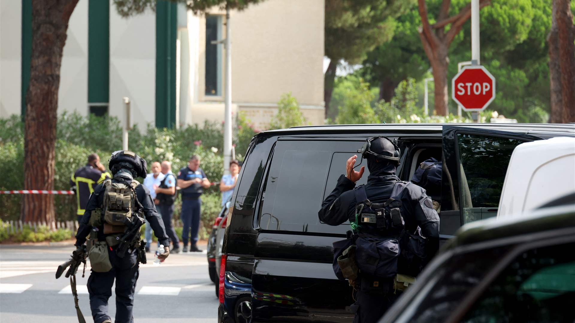 Suspect caught on CCTV in French synagogue attack held Palestinian flag: AFP