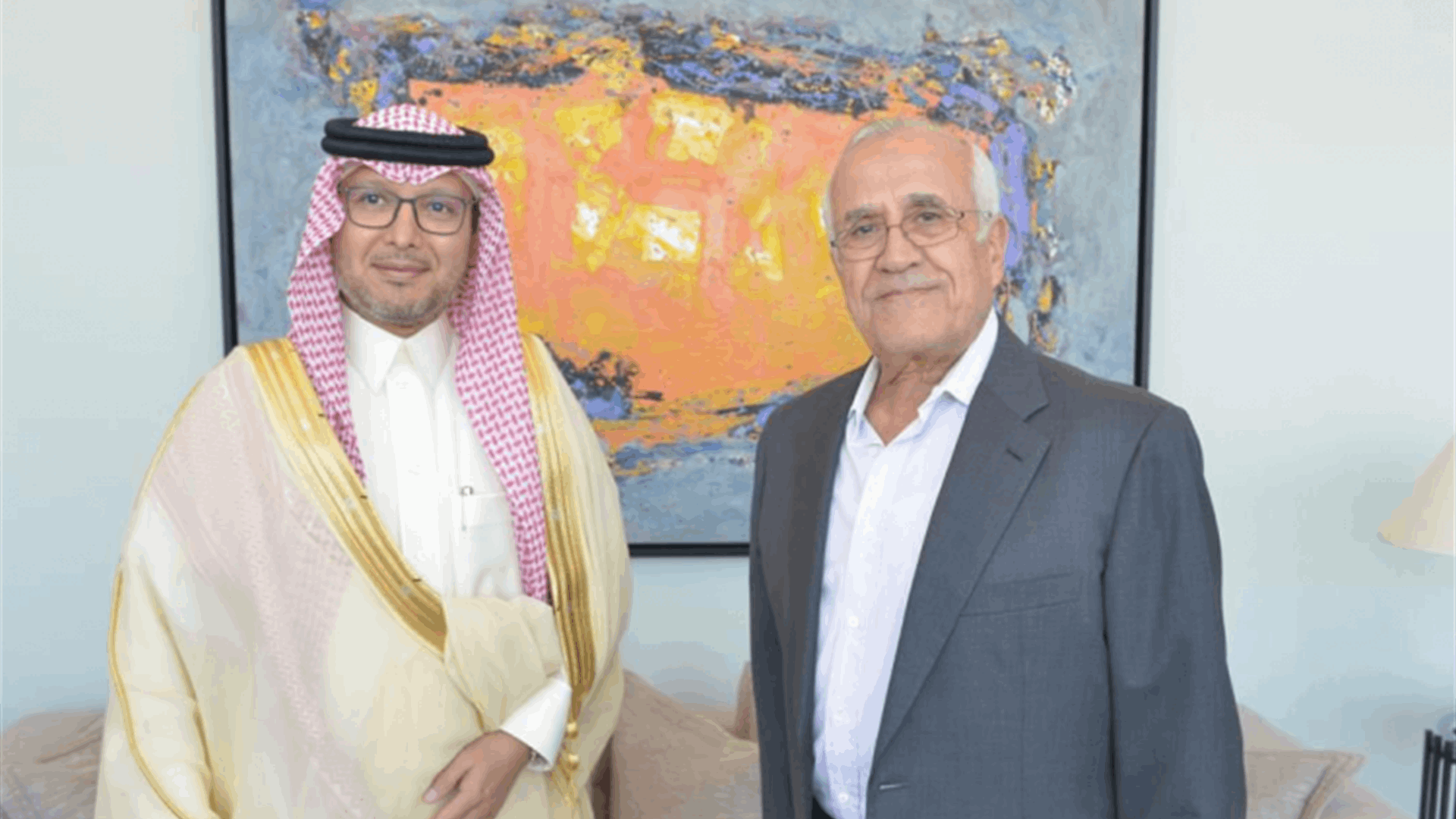 Saudi Ambassador visits Lebanon&#39;s former President Suleiman to discuss current developments