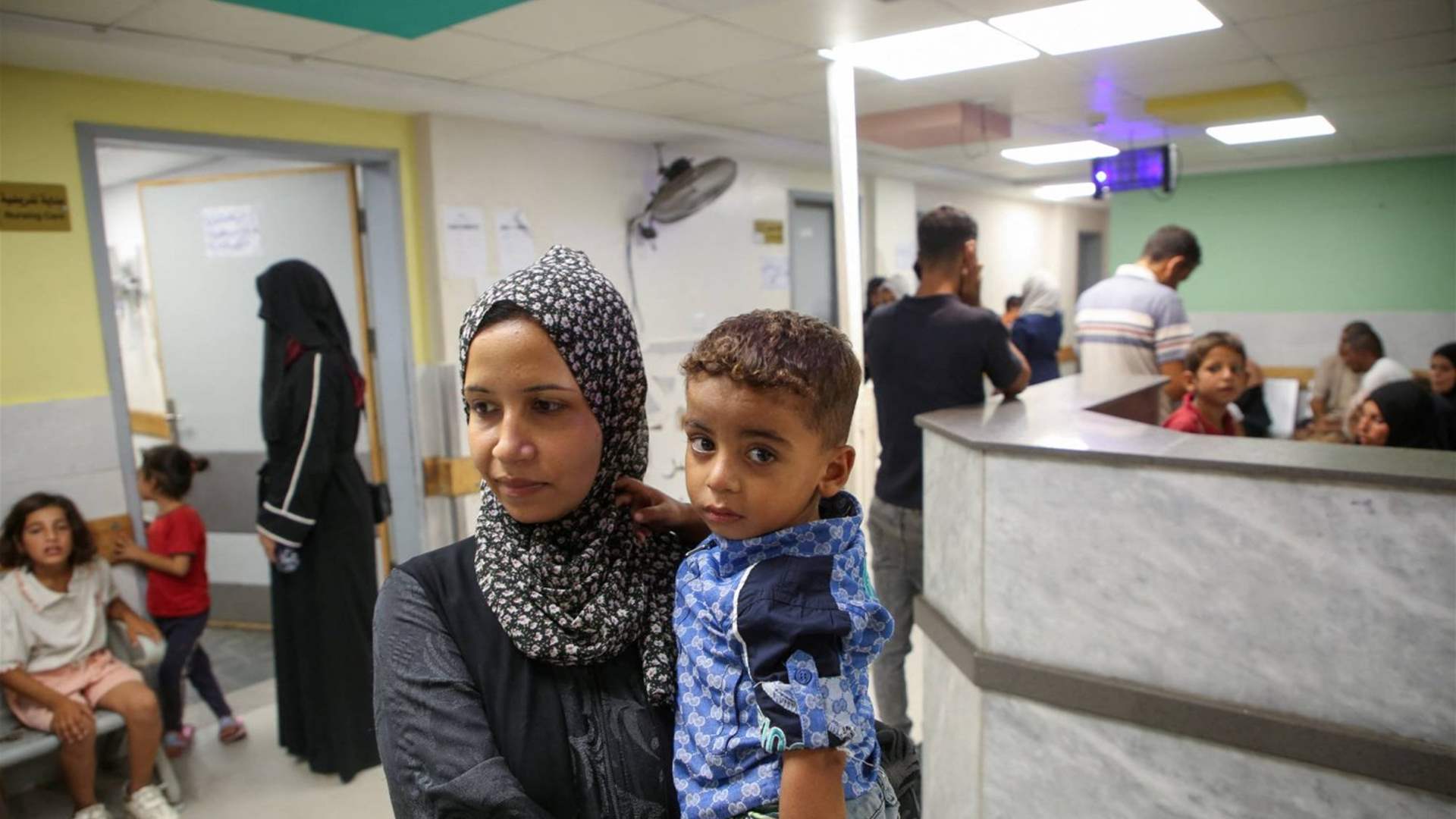 بدء حملة التلقيح ضد شلل الأطفال في وسط غزة