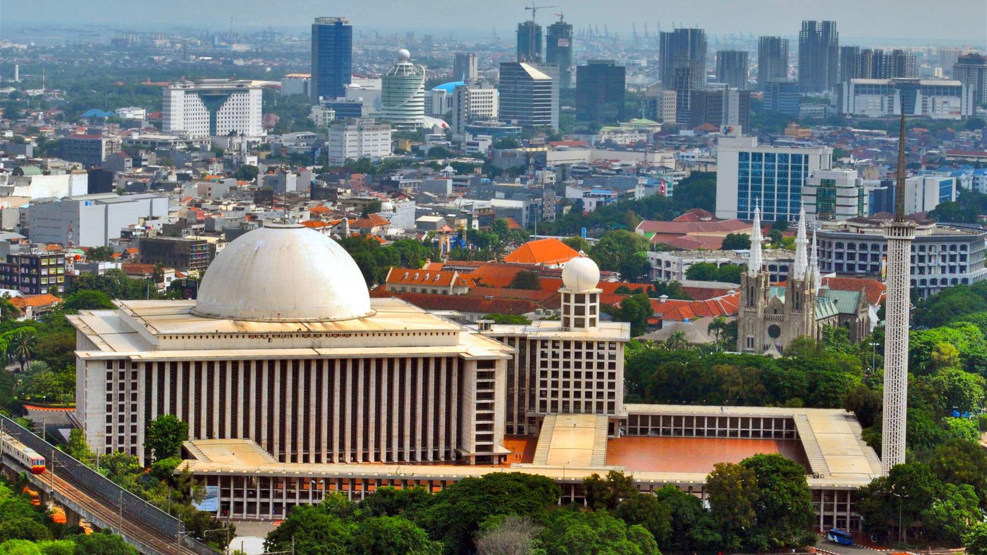 Pope to visit Indonesia&#39;s Istiqlal mosque in push for interfaith harmony