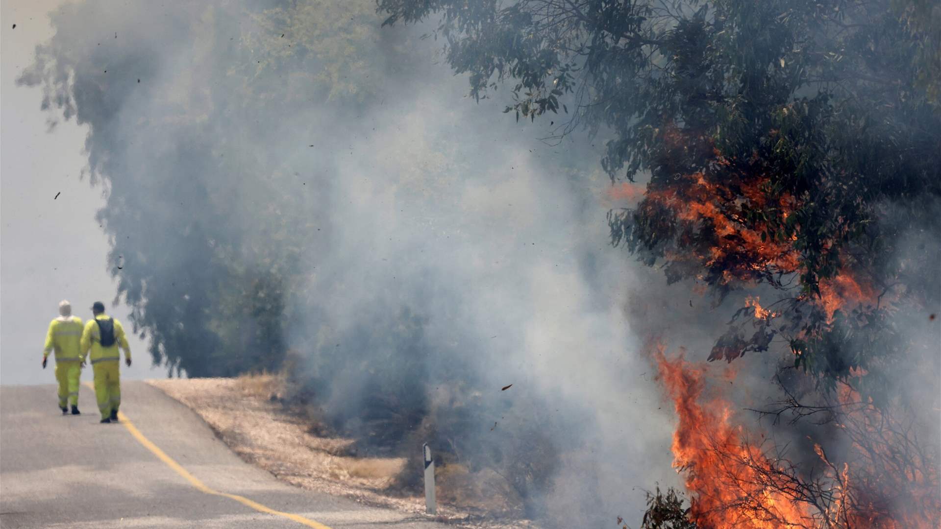 Israeli Army says explosive drone launched from Lebanon falls in Menara, sparks fires 