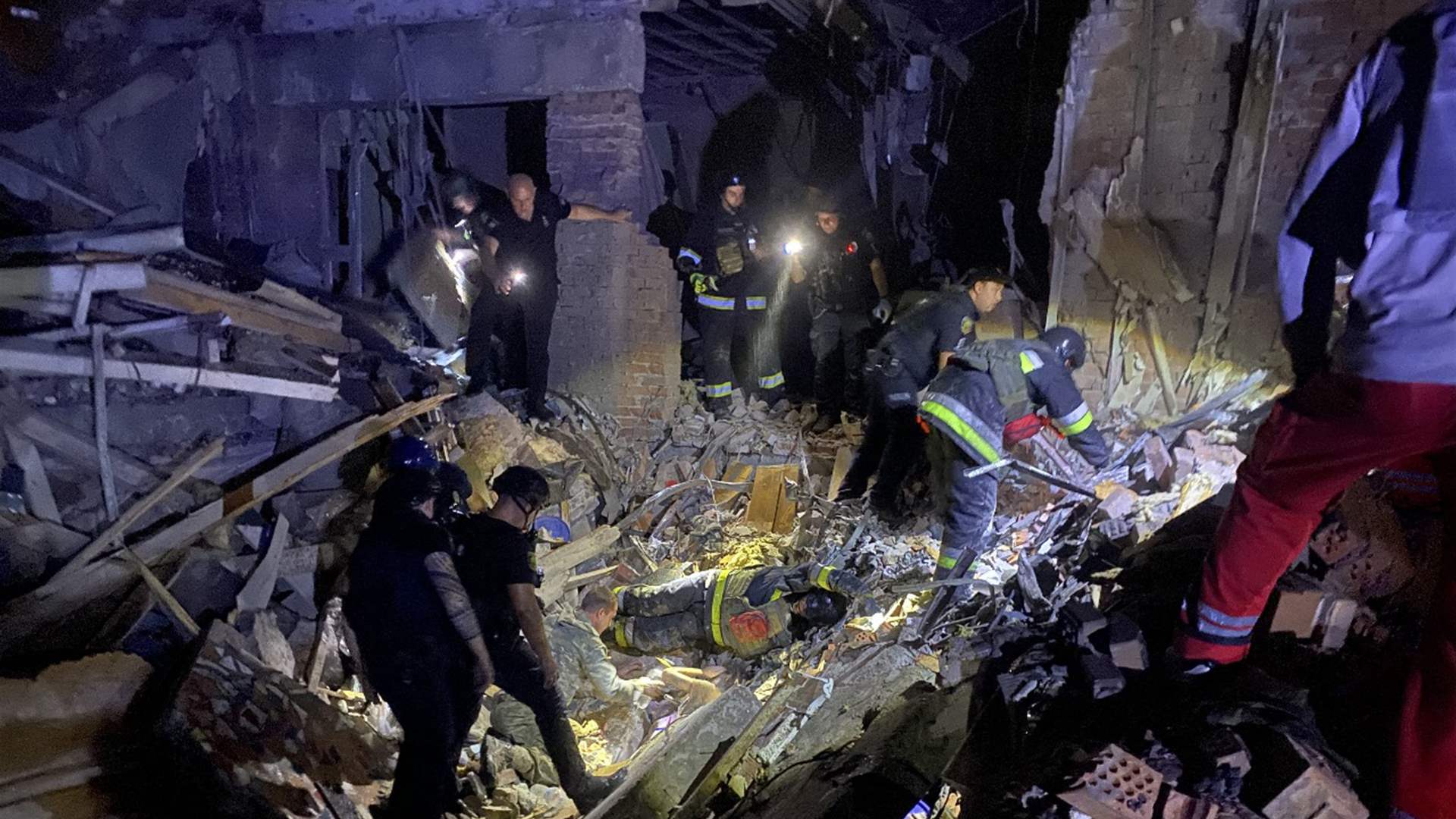 Russian attack kills 2, wounds 23 in Ukraine&#39;s Lviv