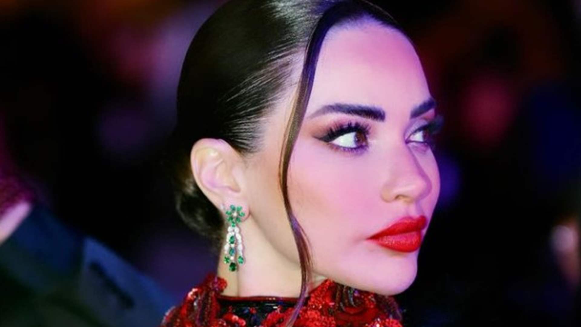 داليدا خليل وصورة للعذراء مريم في الأنقاض: "يا أبتاه اغفر لهم" (صورة)