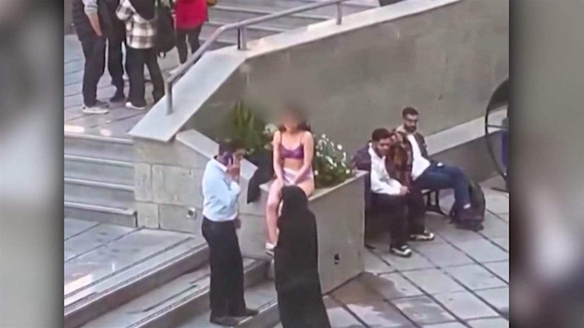 متحدثة باسم الحكومة الإيرانية: الطالبة التي خلعت ملابسها لا تمثل مشكلة أمنية