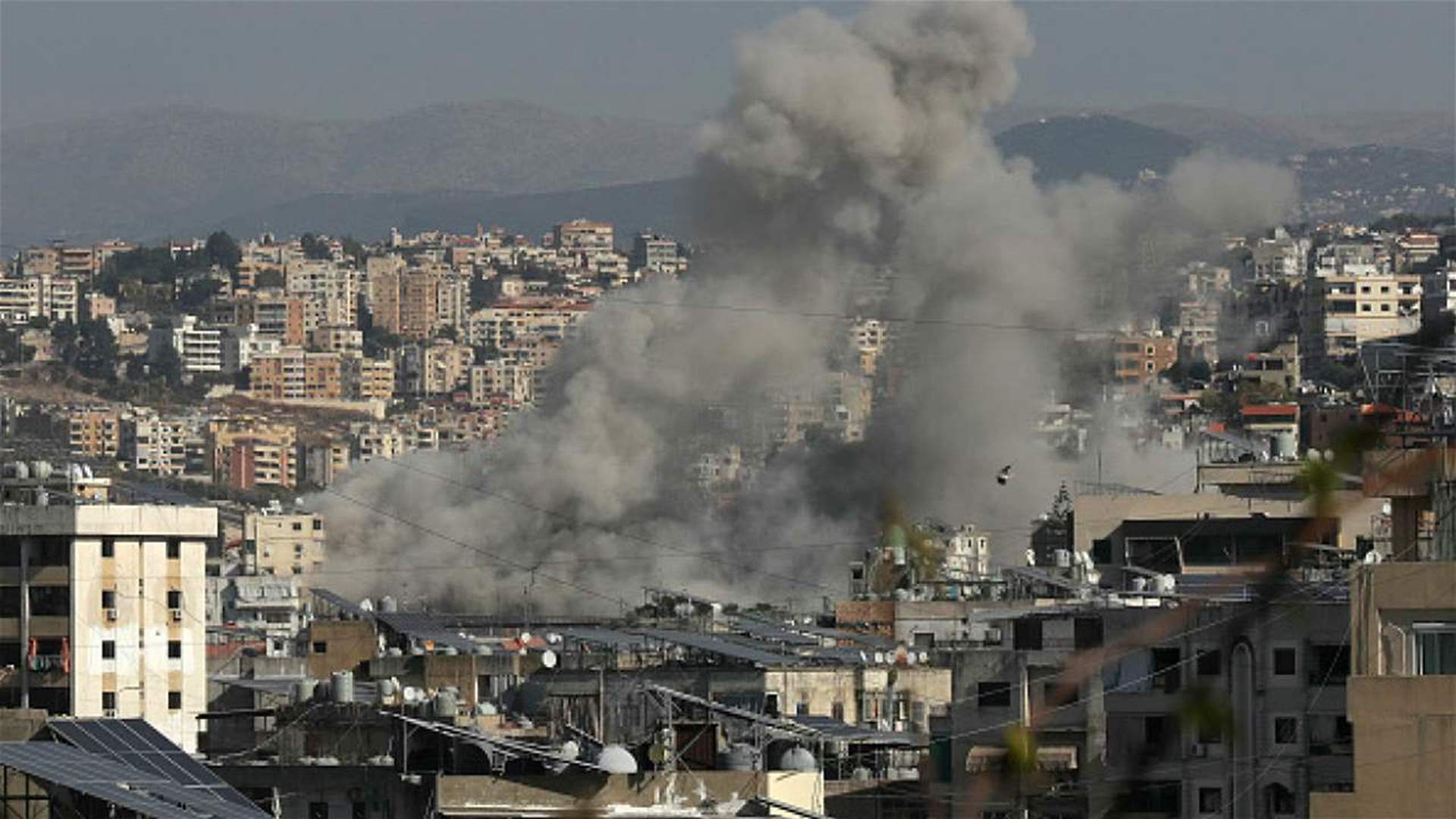 Israeli Army Radio: Military strikes &#39;Hezbollah rocket launch site&#39; in South Lebanon&#39;s Sidon  