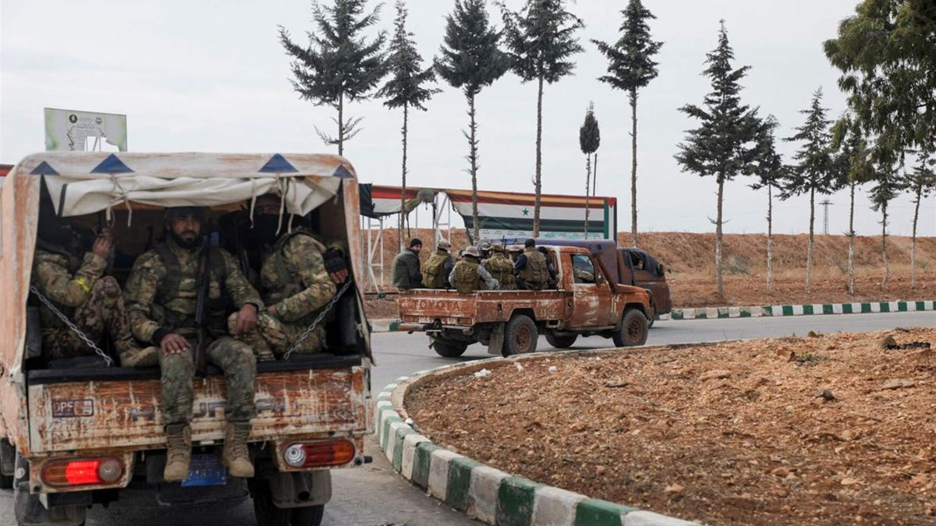 HRW urges &#39;humane&#39; treatment for Syrian former government officials, soldiers