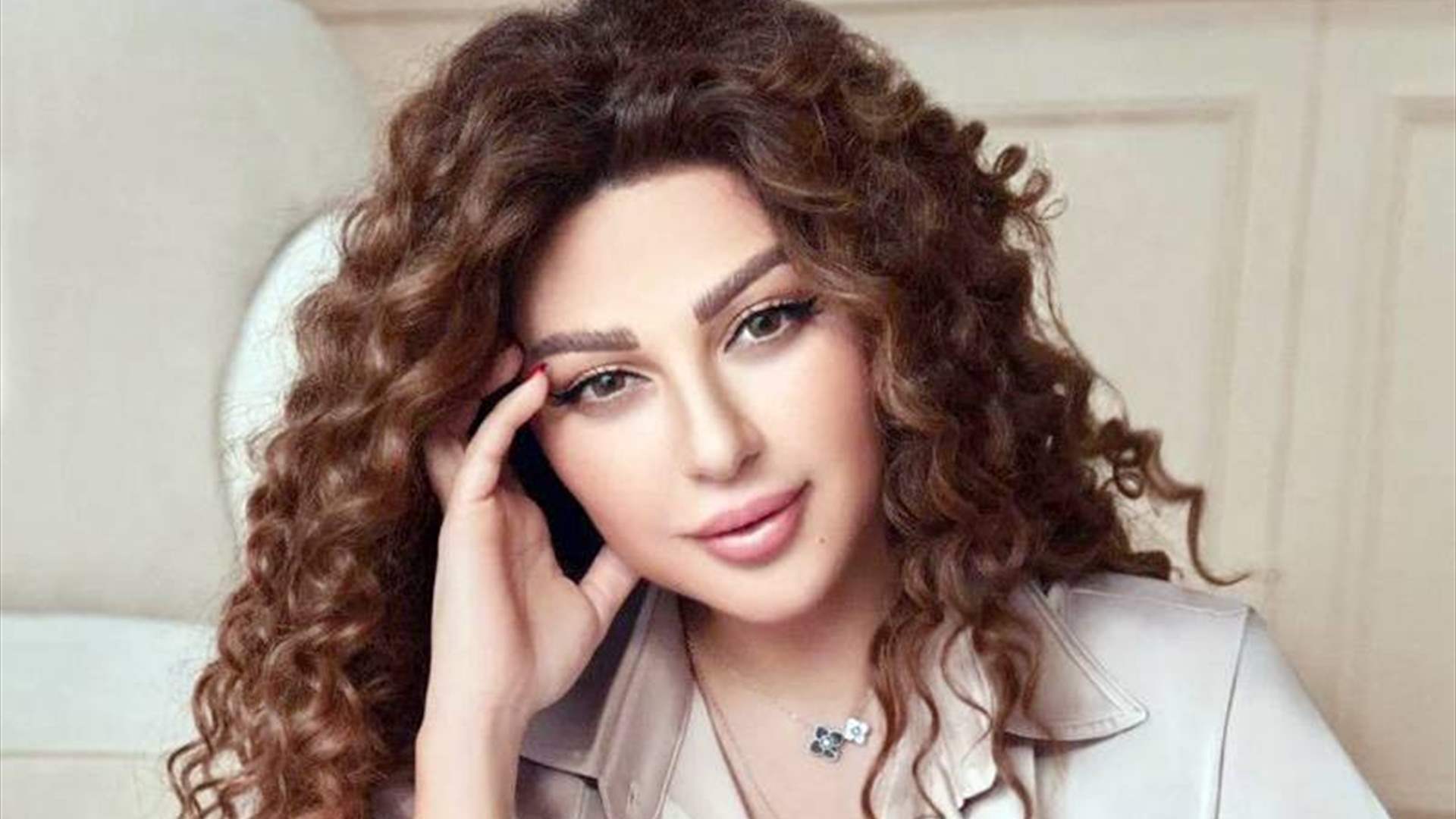 زينة ميلادية مميزة في منزل ميريام فارس: "لمّا الخيّاطة تحط شجرتها" (فيديو)