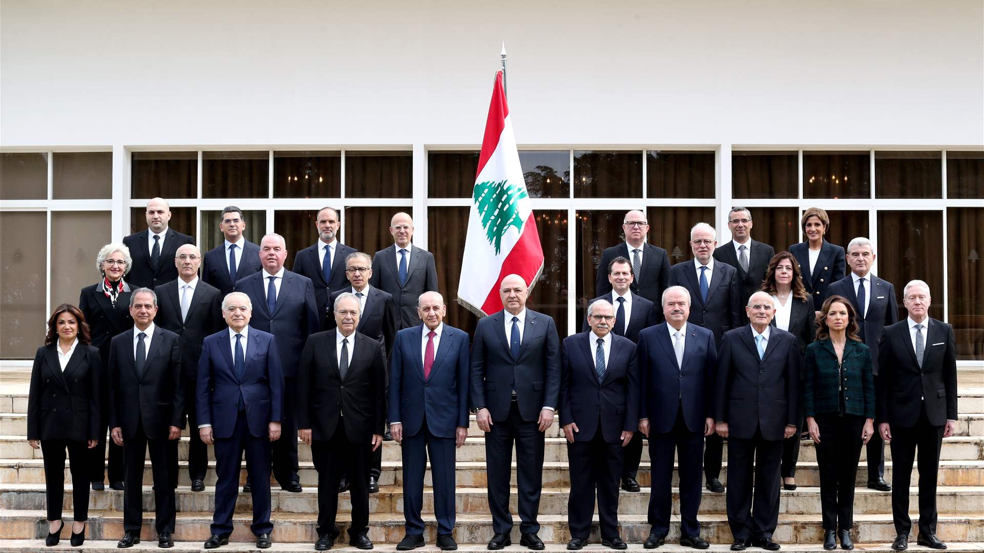 Lebanon’s new government takes official group photo at Baabda Palace