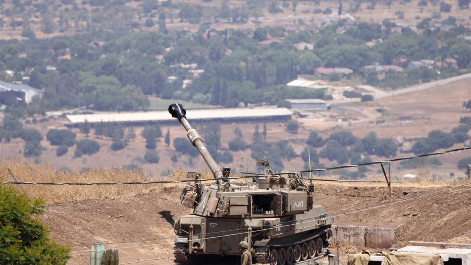Israeli artillery shell strucks the outskirts of Chebaa, South Lebanon