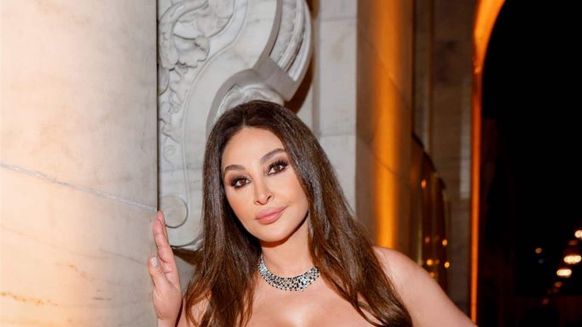 &quot;يا رب يكون عيد مليان بالسلام والفرح&quot;... إليسا تعايد متابعيها برسالة مميزة 